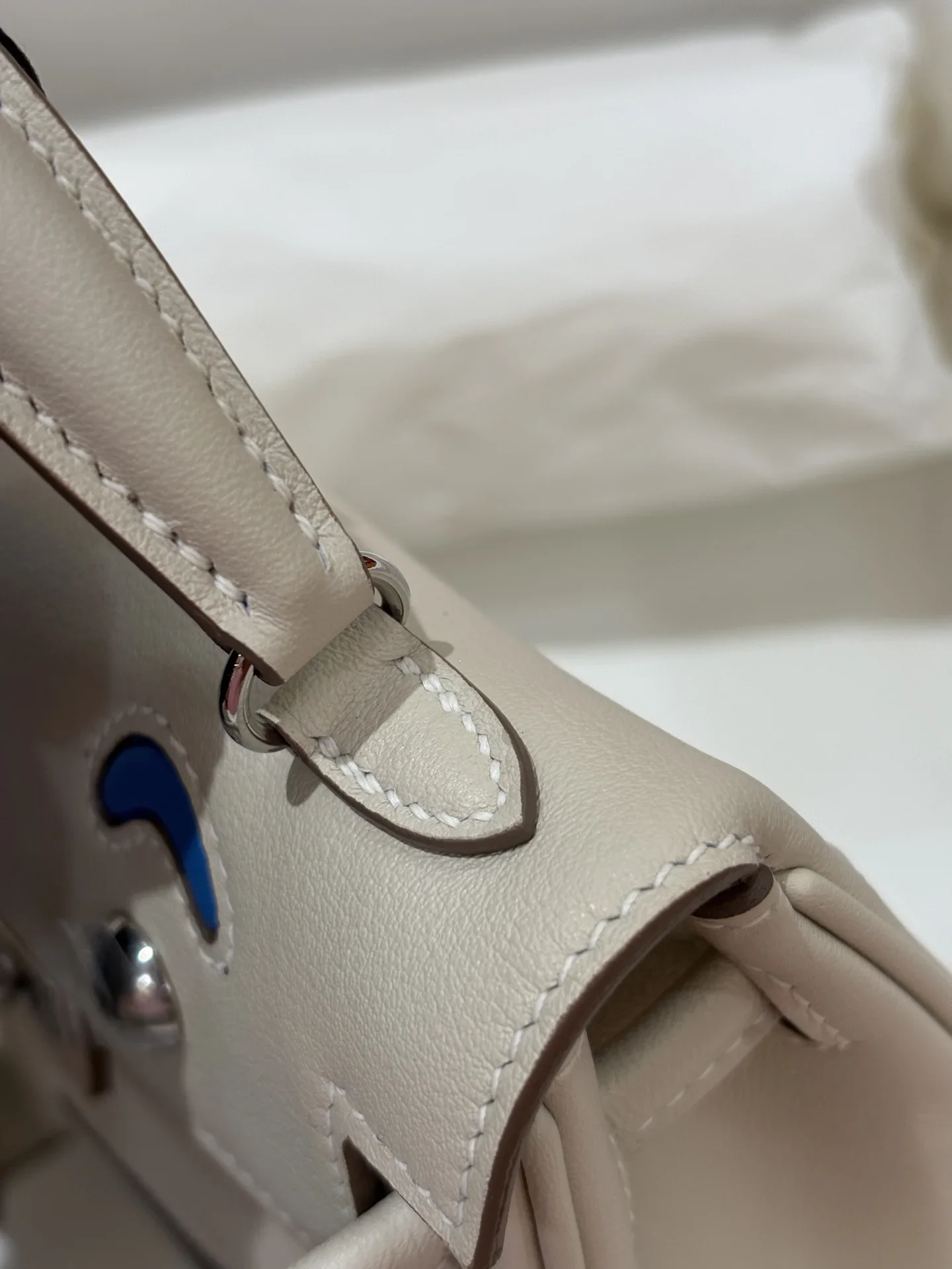 HERMES Shoulder Bags Cream-Blue A350202609090245 - Image 6