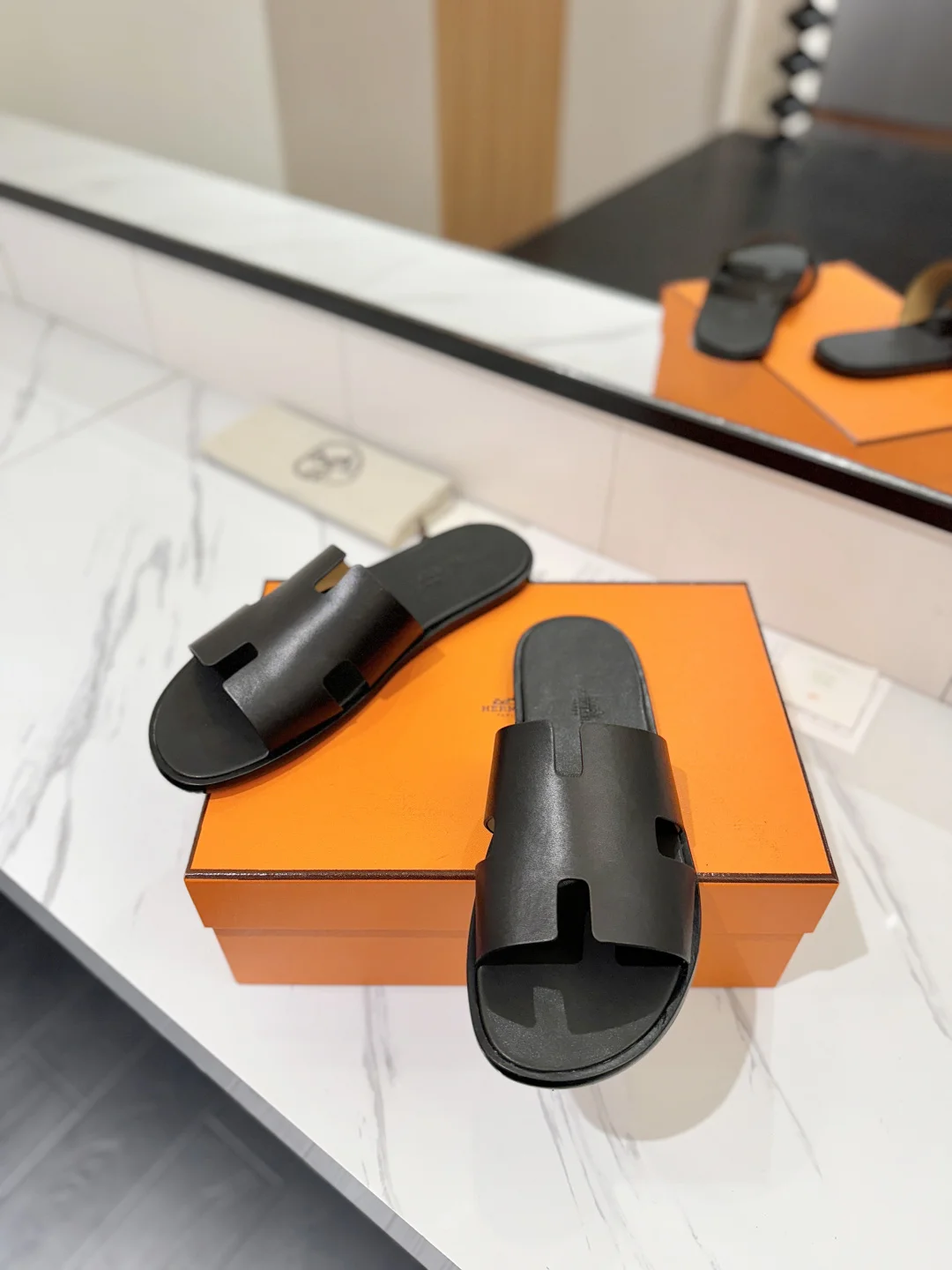 HERMES Slides Black B50202609111860 - Image 5