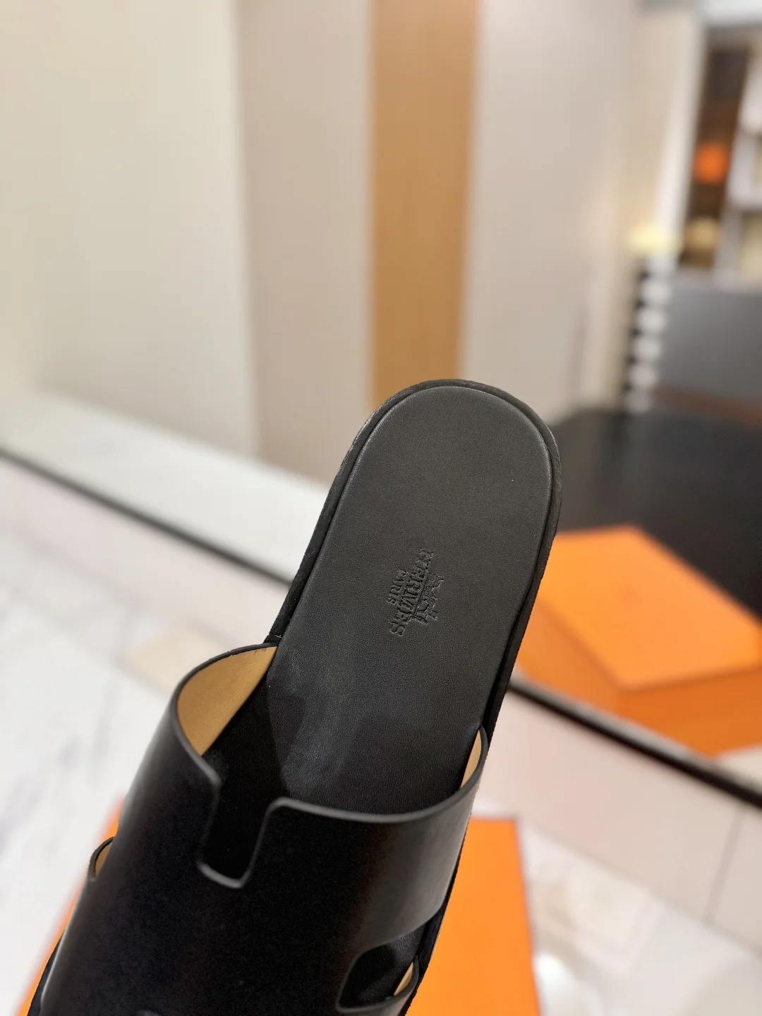 HERMES Slides Black B50202609111860 - Image 7