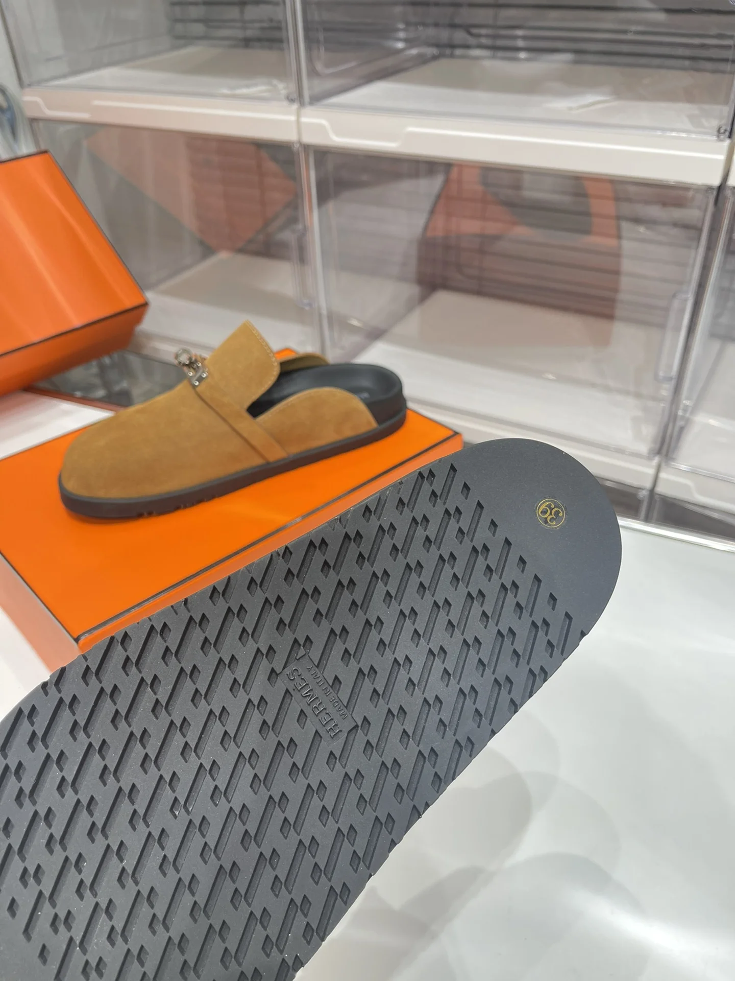 HERMES Slides Brown-Silver B30202609110907 - Image 7