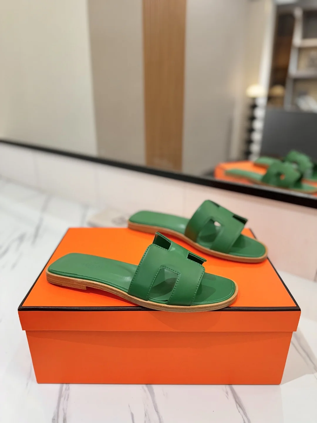 HERMES Slides Green B00202609111867