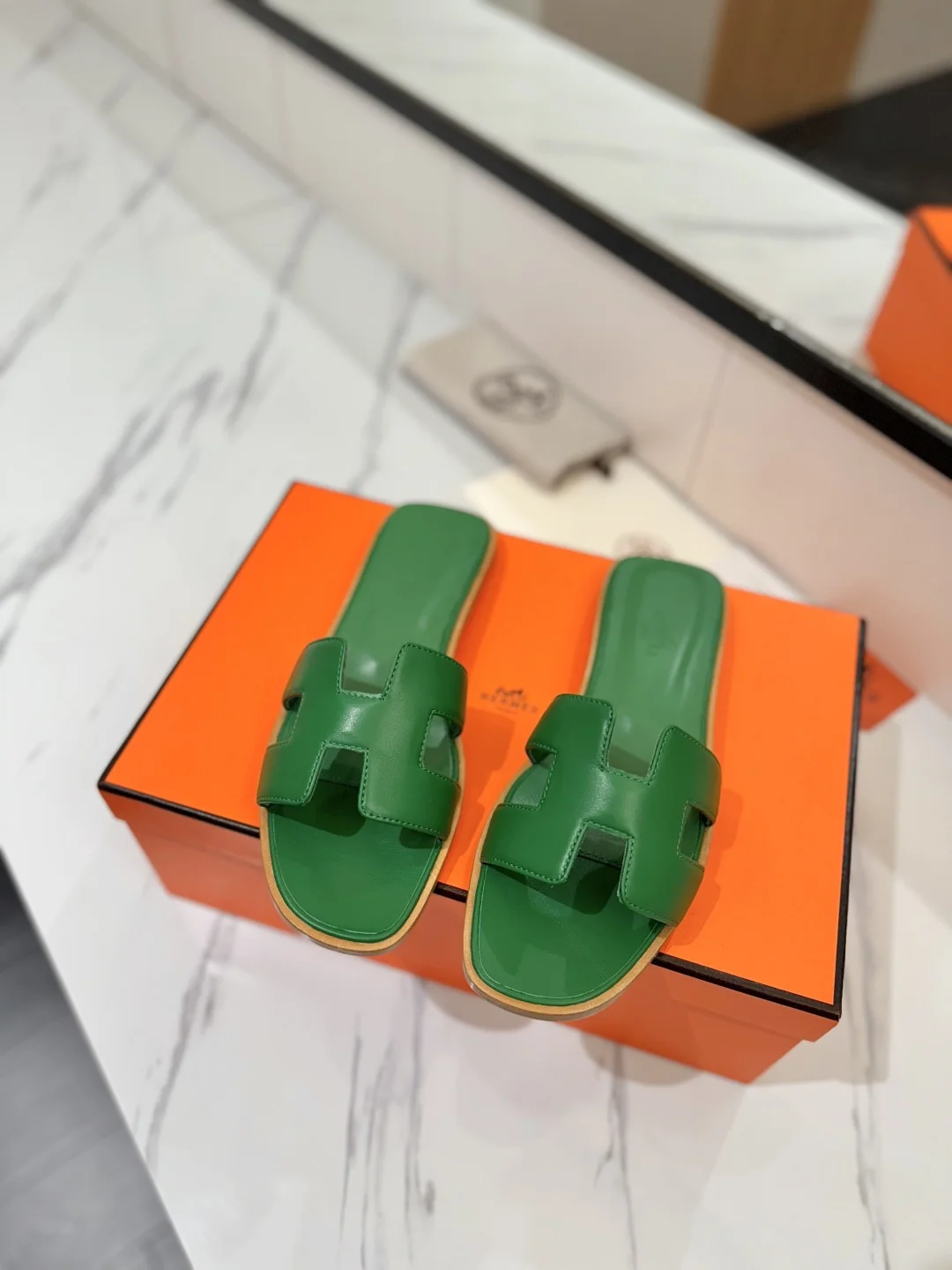 HERMES Slides Green B00202609111867 - Image 3