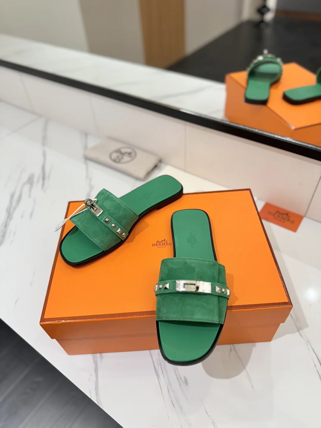 HERMES Slides Suede Green-Silver EU35-40 B20202609111864 - Image 5