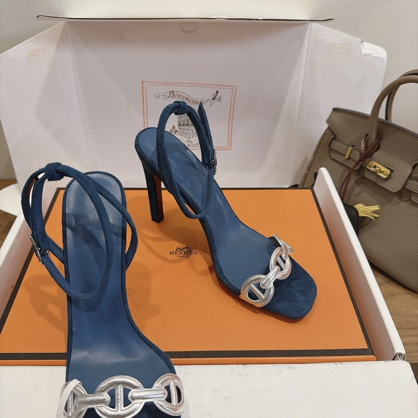 HERMES Sneakers Blue-Silver C40202609111465 - Image 2