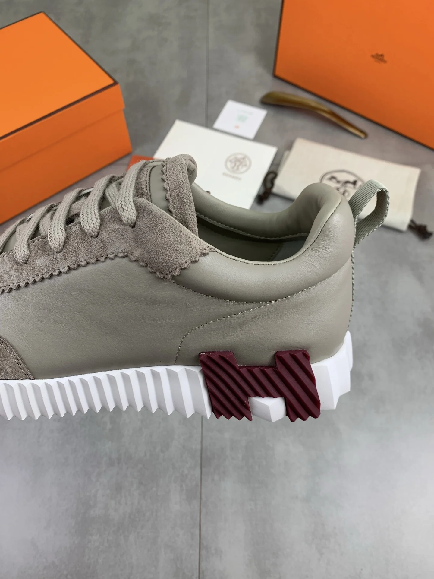 HERMES Sneakers Technical Leather Beige-Burgundy EU39-45 C40202609110970 - Image 7