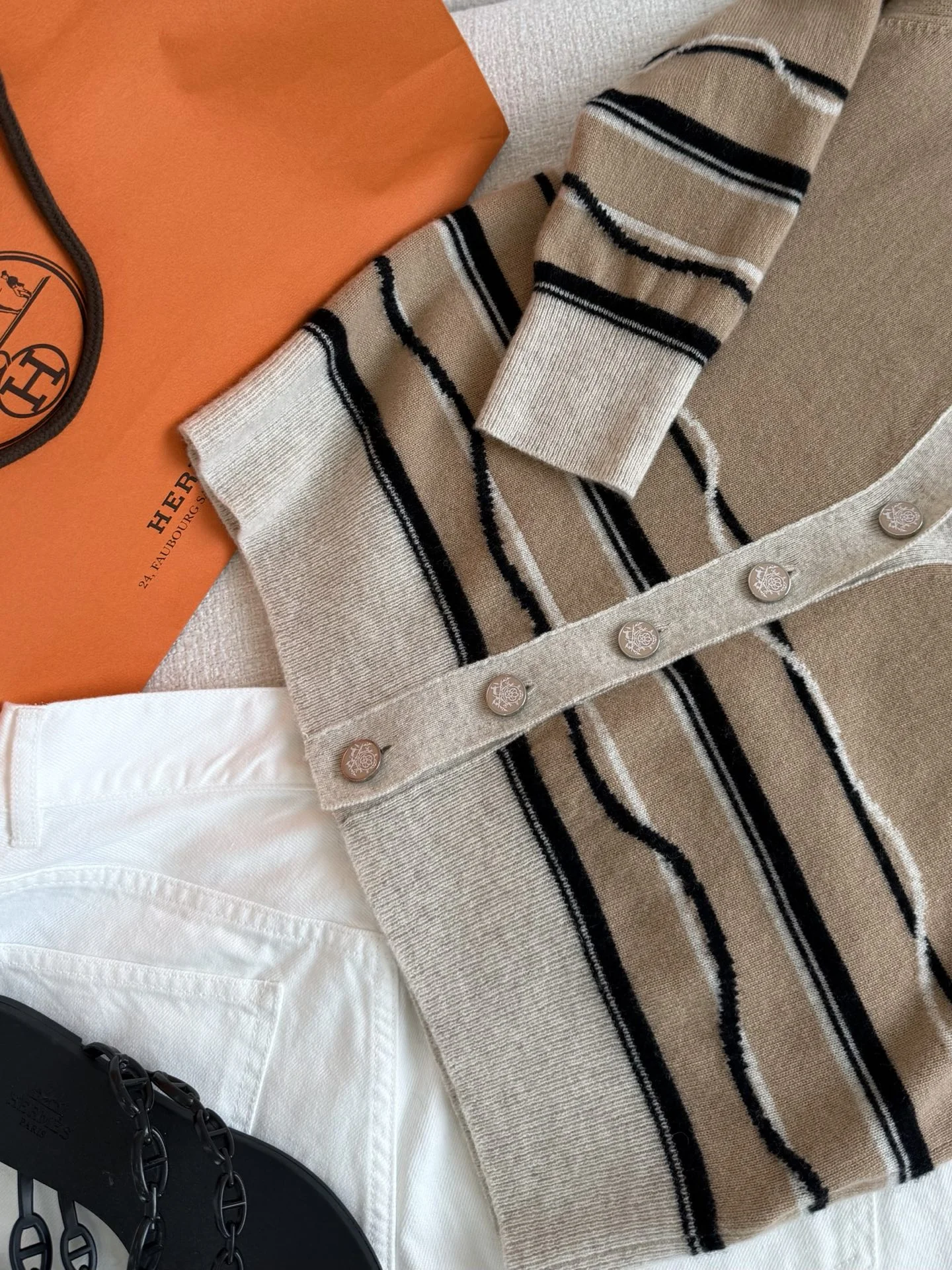 HERMES Sweaters Beige-Black S-L C40202609061057 - Image 5