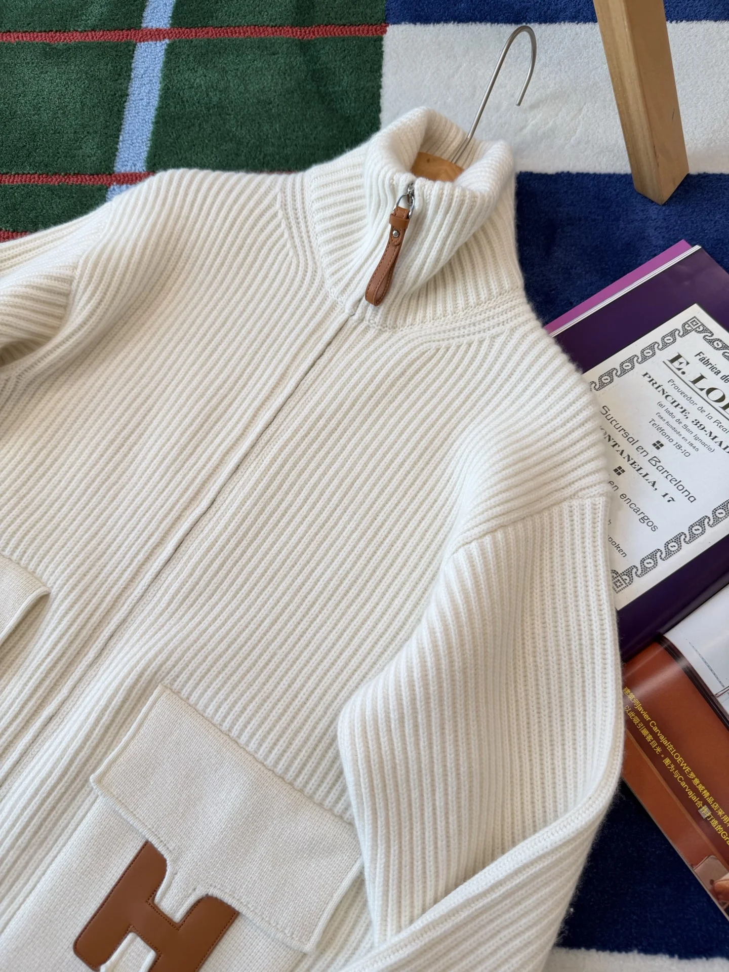 HERMES Sweaters Cream-Brown S-L F60202609060028 - Image 3