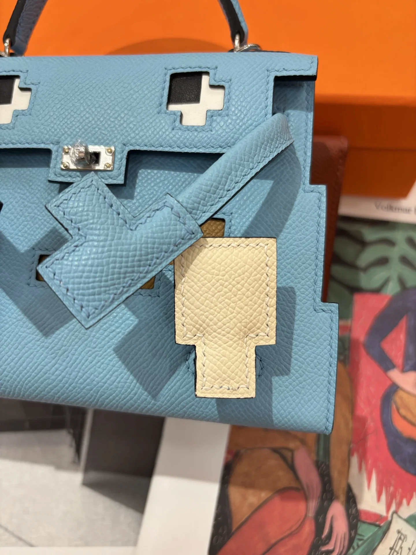 HERMES Top Handle Bags Blue-Beige A450202609090240 - Image 4
