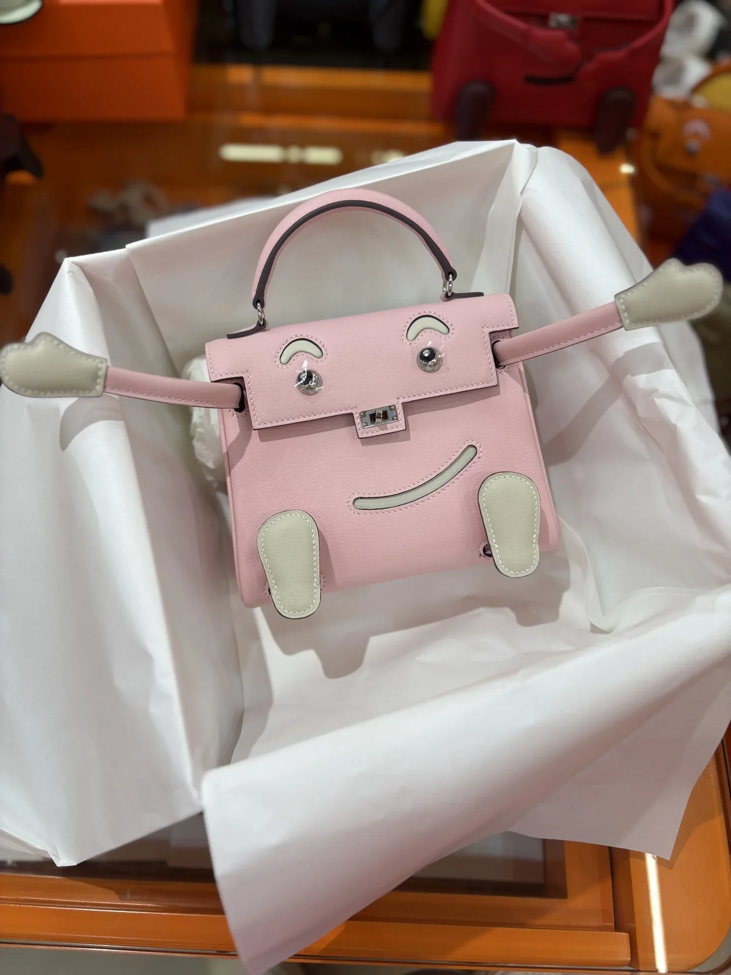 HERMES Top Handle Bags Pink-Cream 16CM A350202609090304 - Image 2