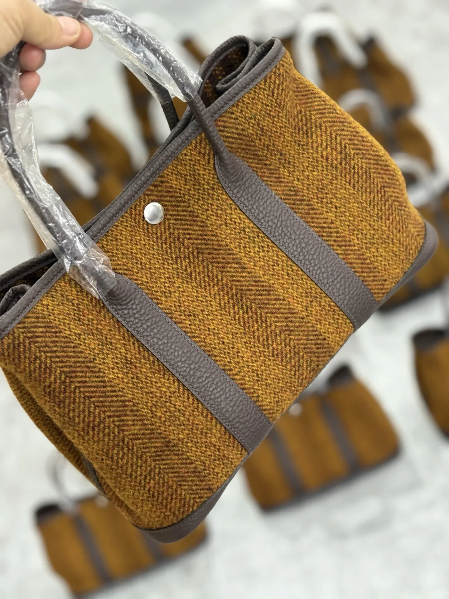 HERMES Totes Bags Brown-Gray A000202609090299 - Image 3