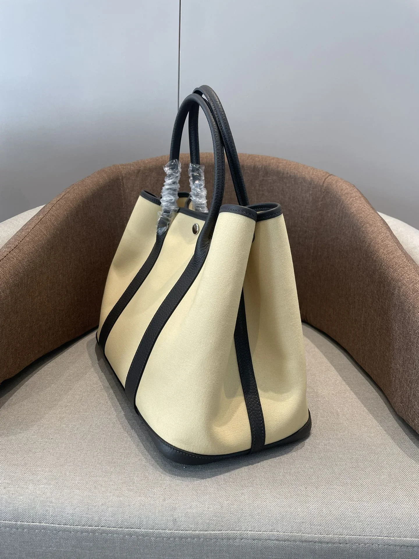 HERMES Totes Bags Canvas Leather Beige-Black 30X36CM A000202609090259 - Image 2