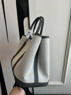 Alternative view of HERMES Totes Bags White-Black 23X30CM A000202609090289