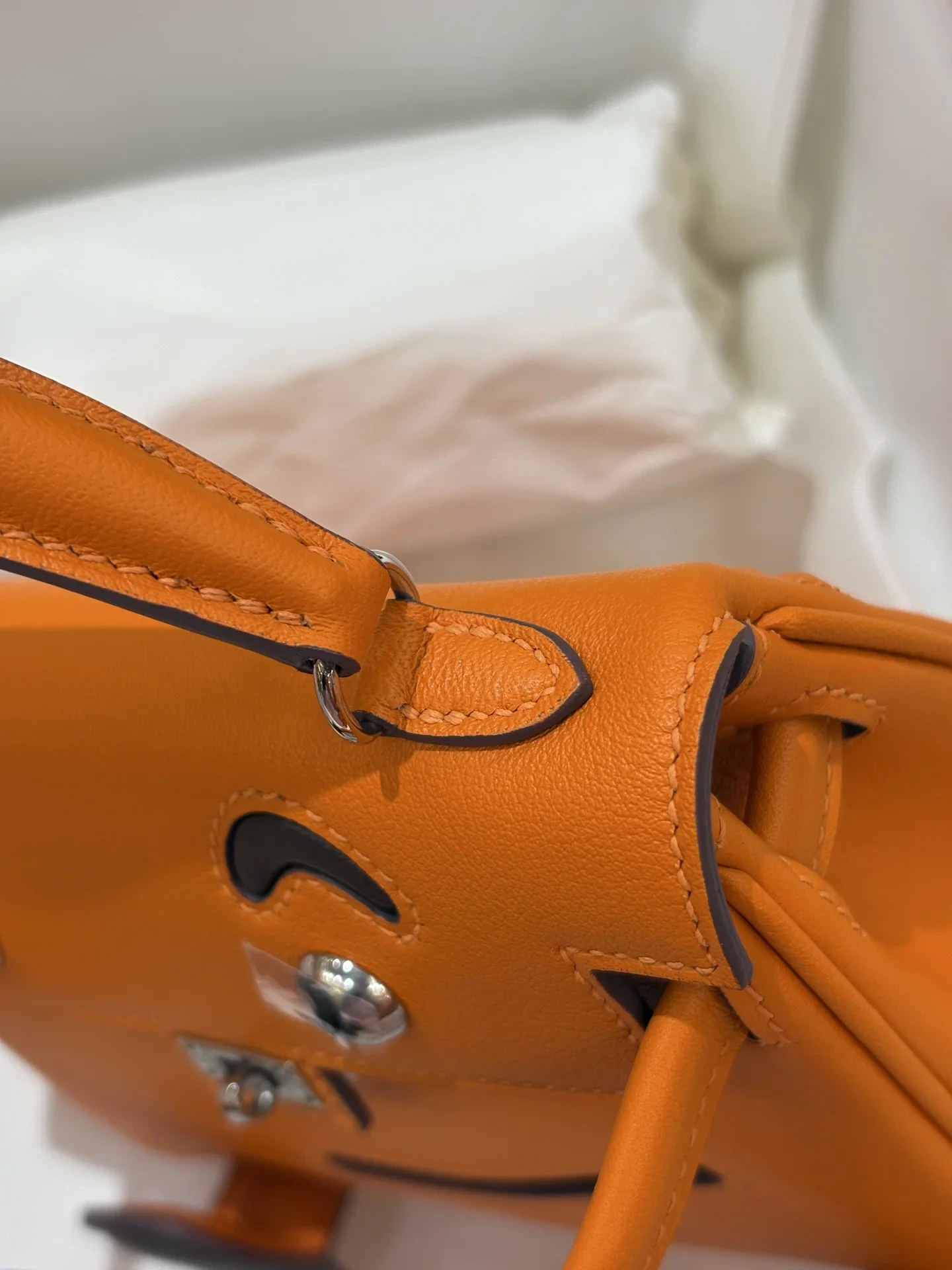 HERMES Trend Bags Orange-Brown 16CM A350202609090251 - Image 6