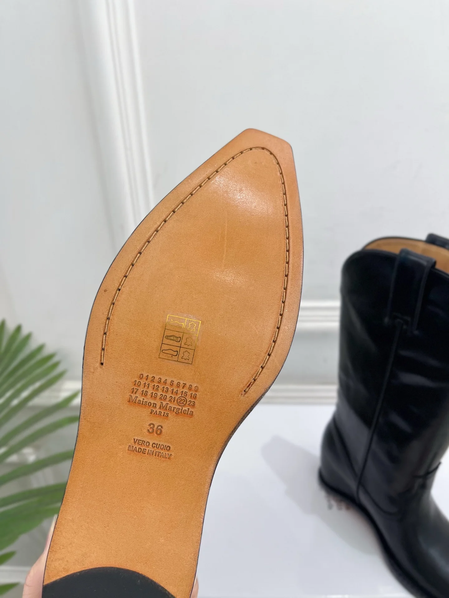LOEWE Boots Black-Brown E60202609110224 - Image 9