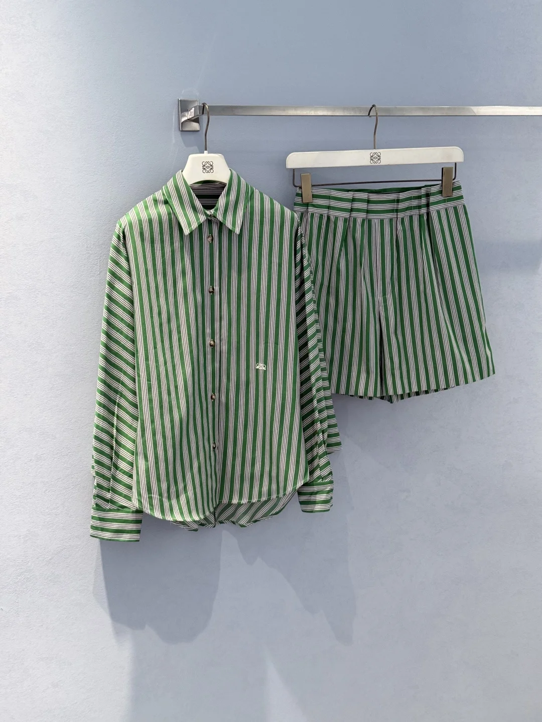 LOEWE Shirts Green-White S-L C20202609062273