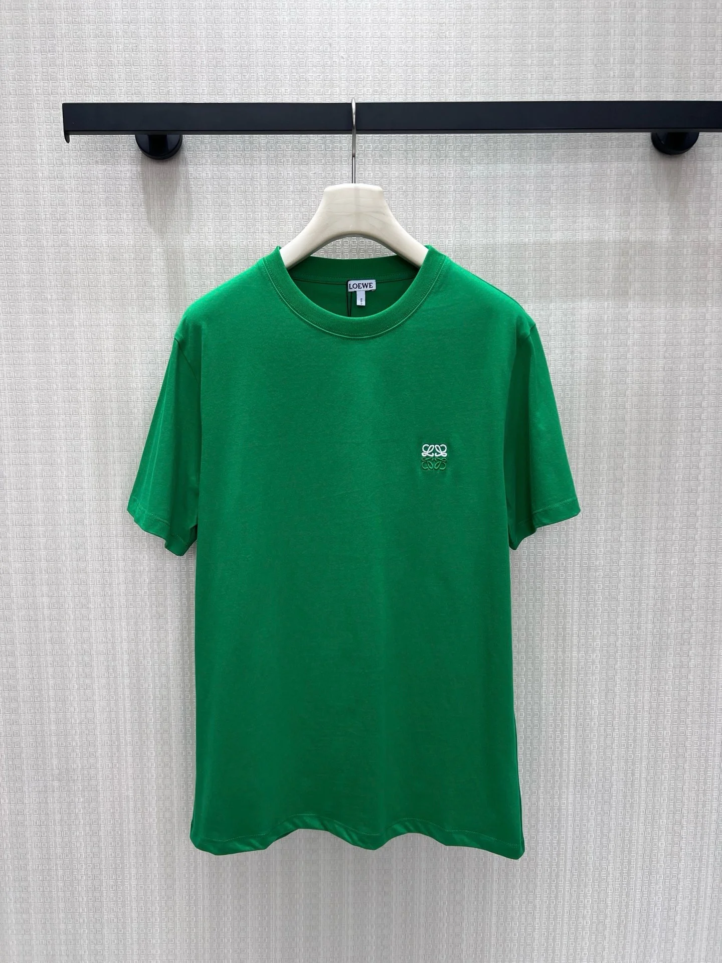 LOEWE T-shirts Green S-L A60202609063218
