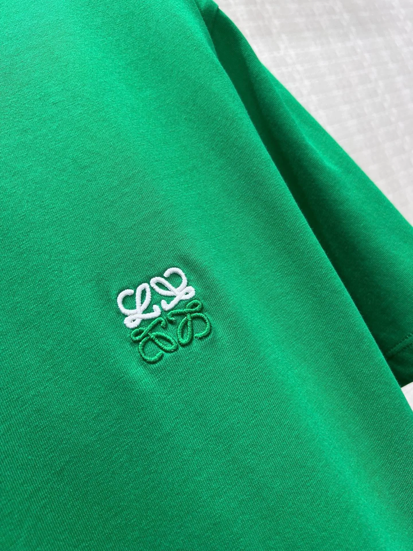 LOEWE T-shirts Green S-L A60202609063218 - Image 5