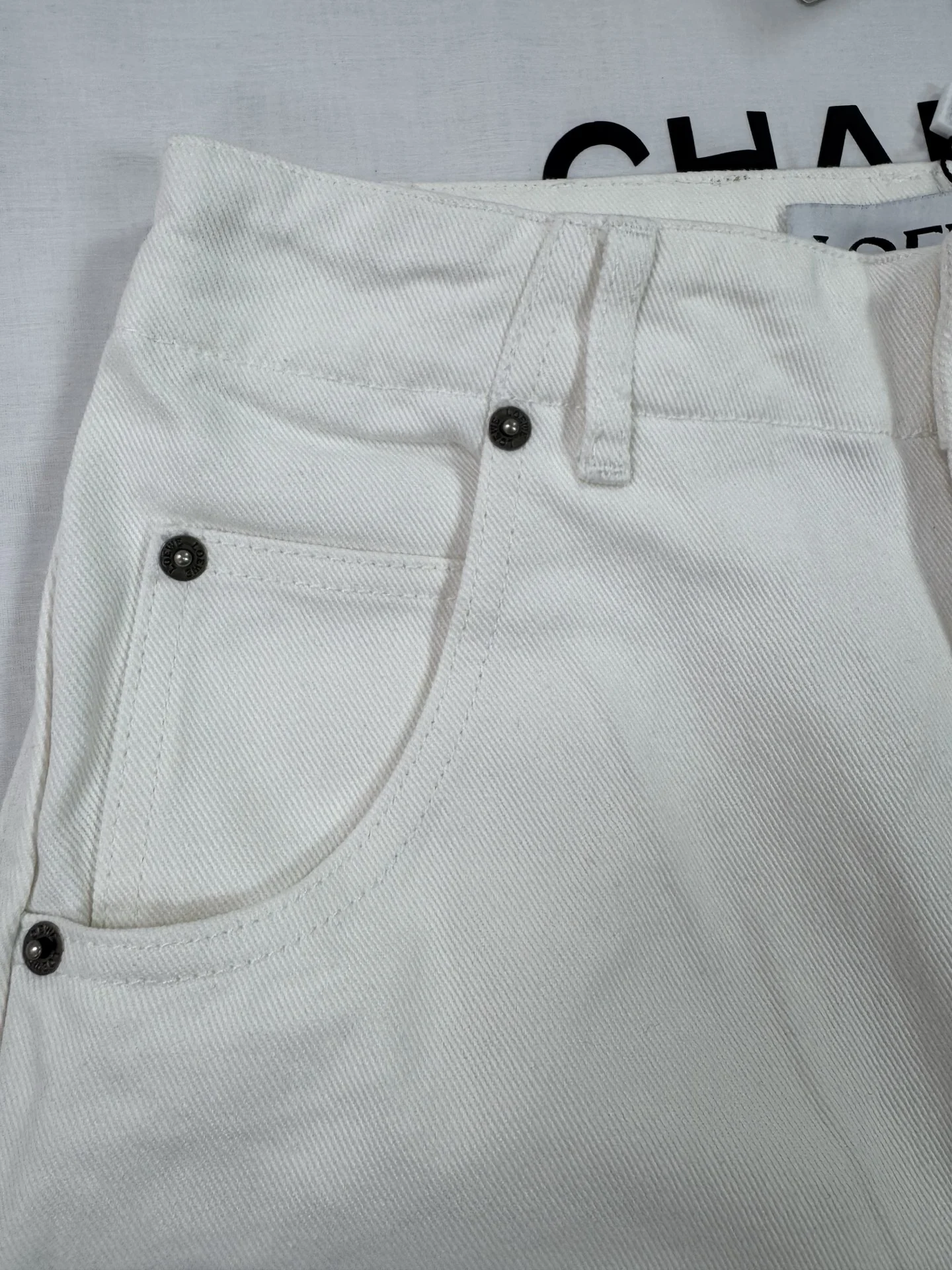LOEWE Trousers White S-L C05202609063138 - Image 8