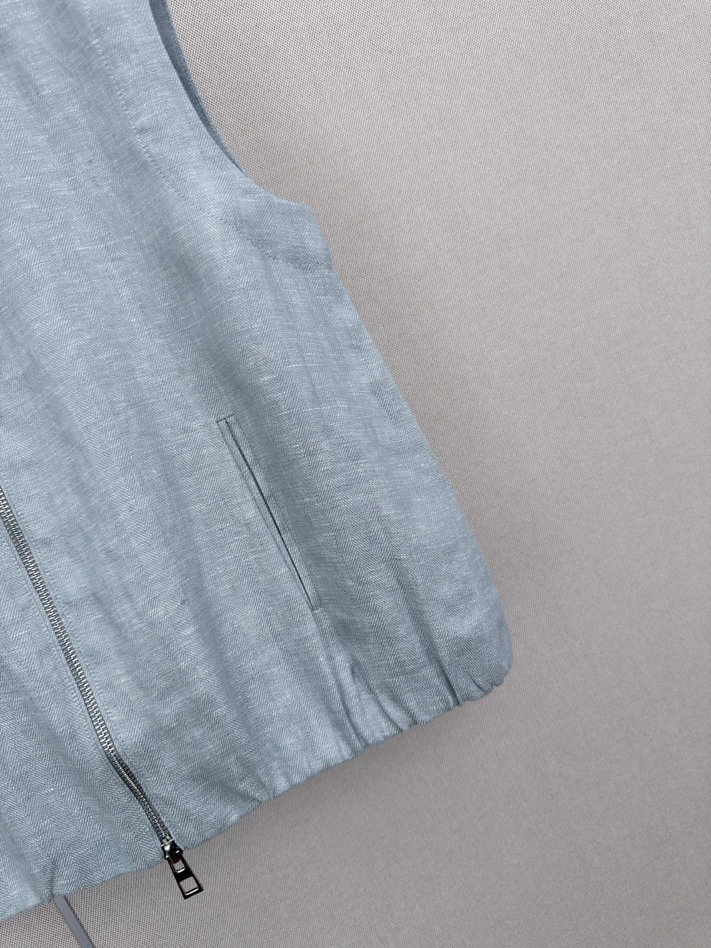 LOEWE Vests Grey S-L D25202609062693 - Image 7