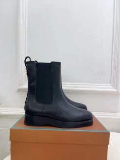 Alternative view of LORO PIANA Boots Calf Leather Black EU35-39 C80202609110212