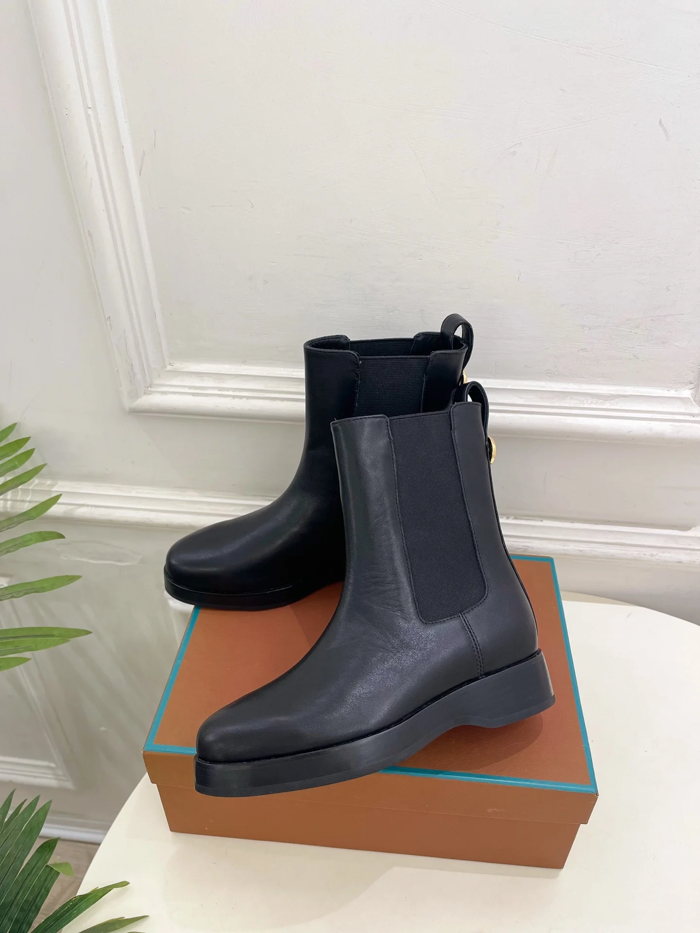 LORO PIANA Boots Calf Leather Black EU35-39 C80202609110212 - Image 3