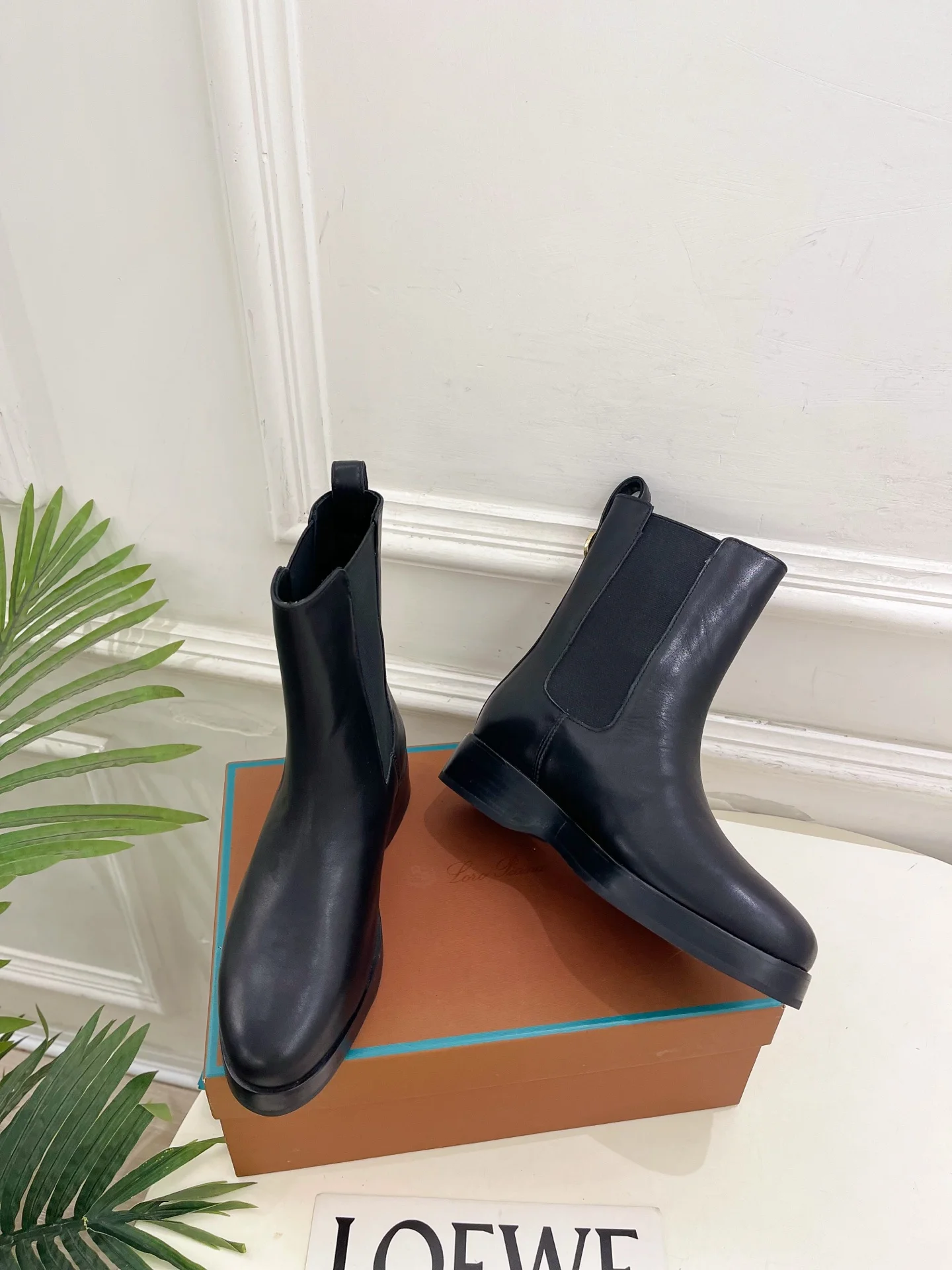 LORO PIANA Boots Calf Leather Black EU35-39 C80202609110212 - Image 4