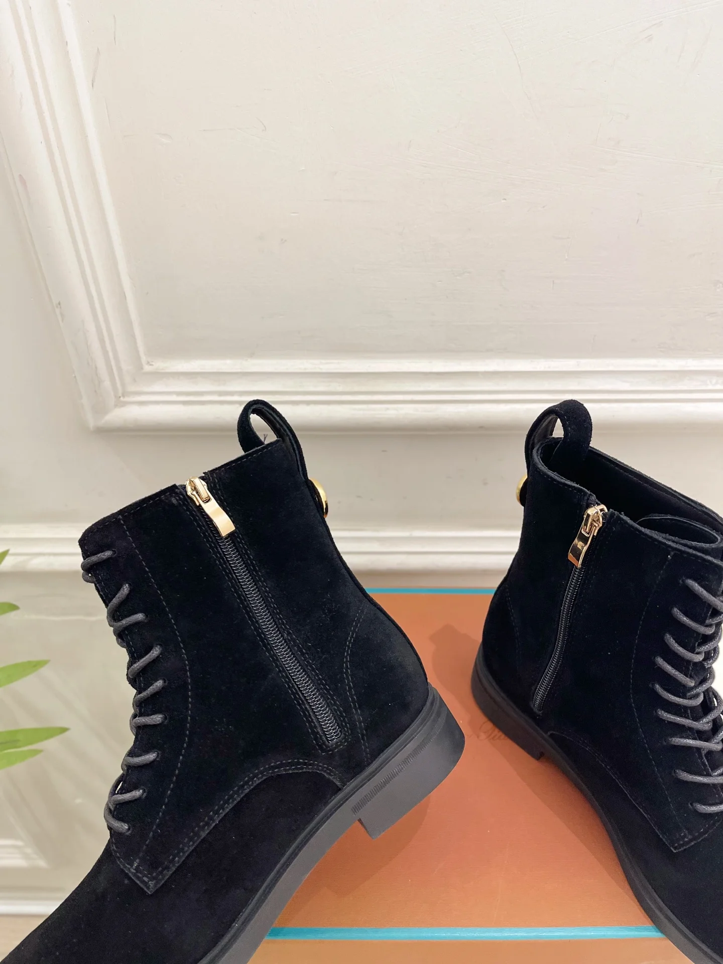LORO PIANA Boots Calf Leather Black-Gold EU35-39 C60202609110211 - Image 7