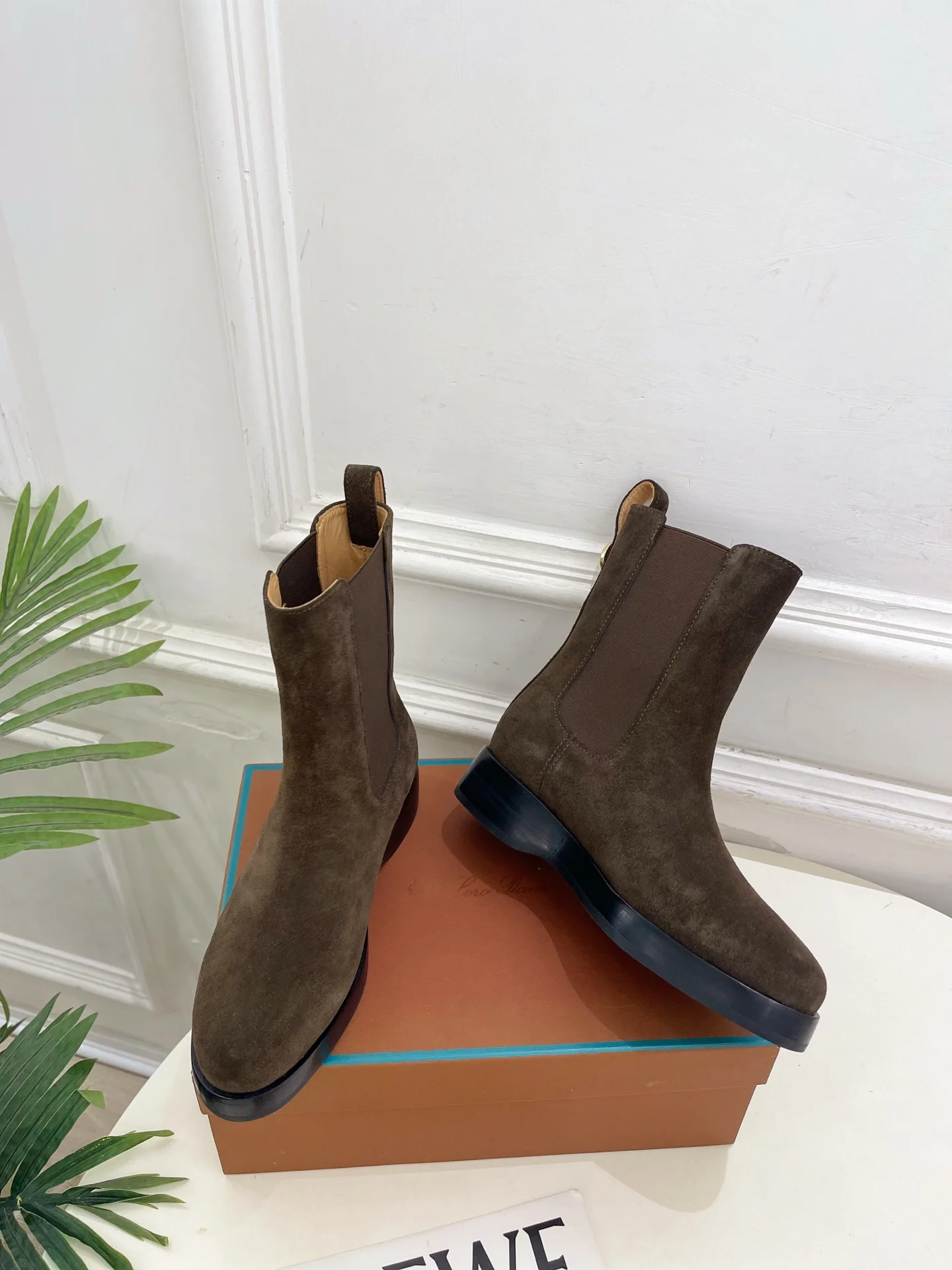 LORO PIANA Boots Calf Leather Brown-Black EU35-39 C80202609110214 - Image 4