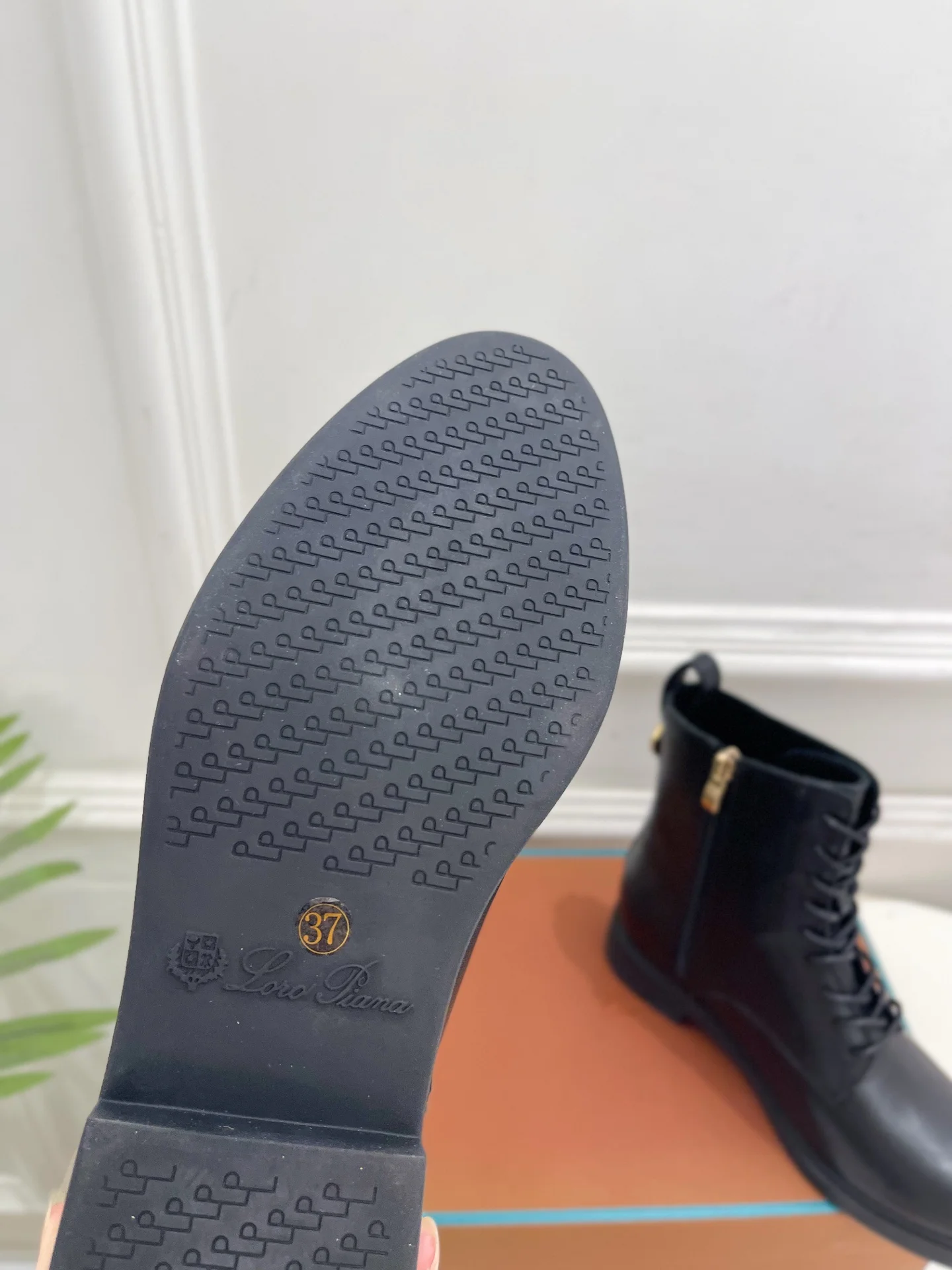 LORO PIANA Boots Calfskin Leather Black EU35-39 C60202609110208 - Image 9