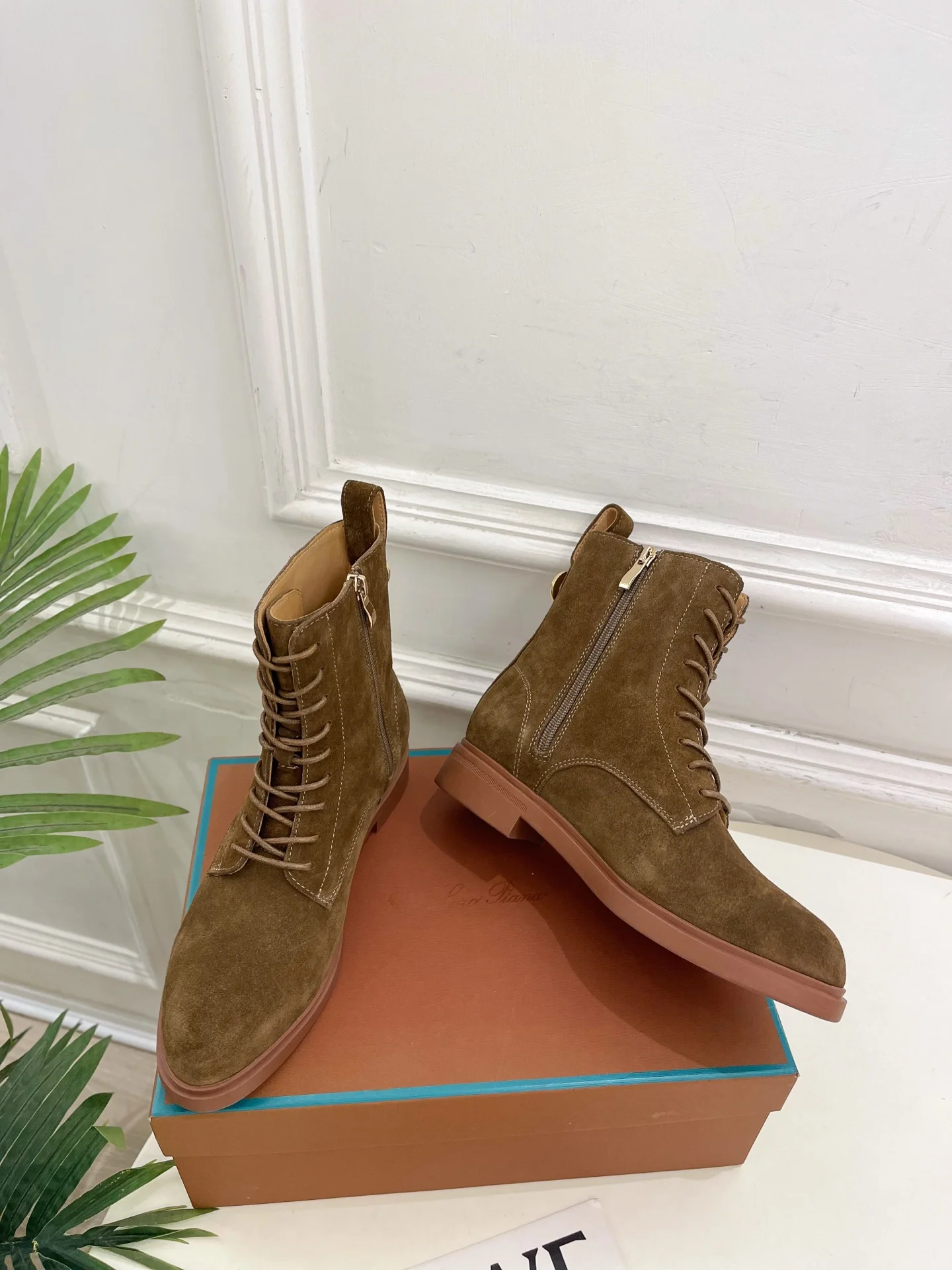 LORO PIANA Boots Calfskin Suede Brown EU35-39 C60202609110209 - Image 5