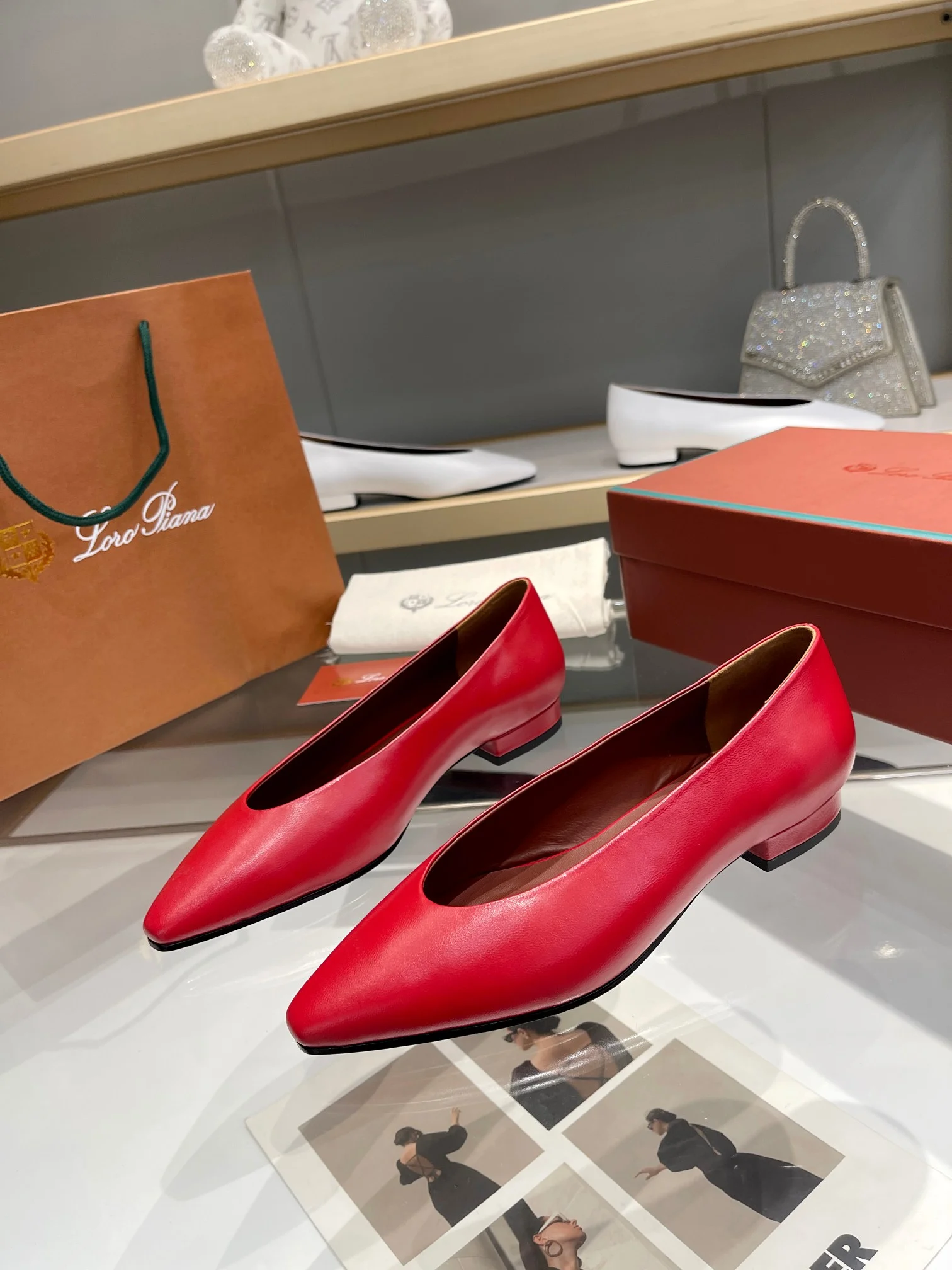 LORO PIANA Flats Lambskin Leather Red EU35-42 B50202609111343