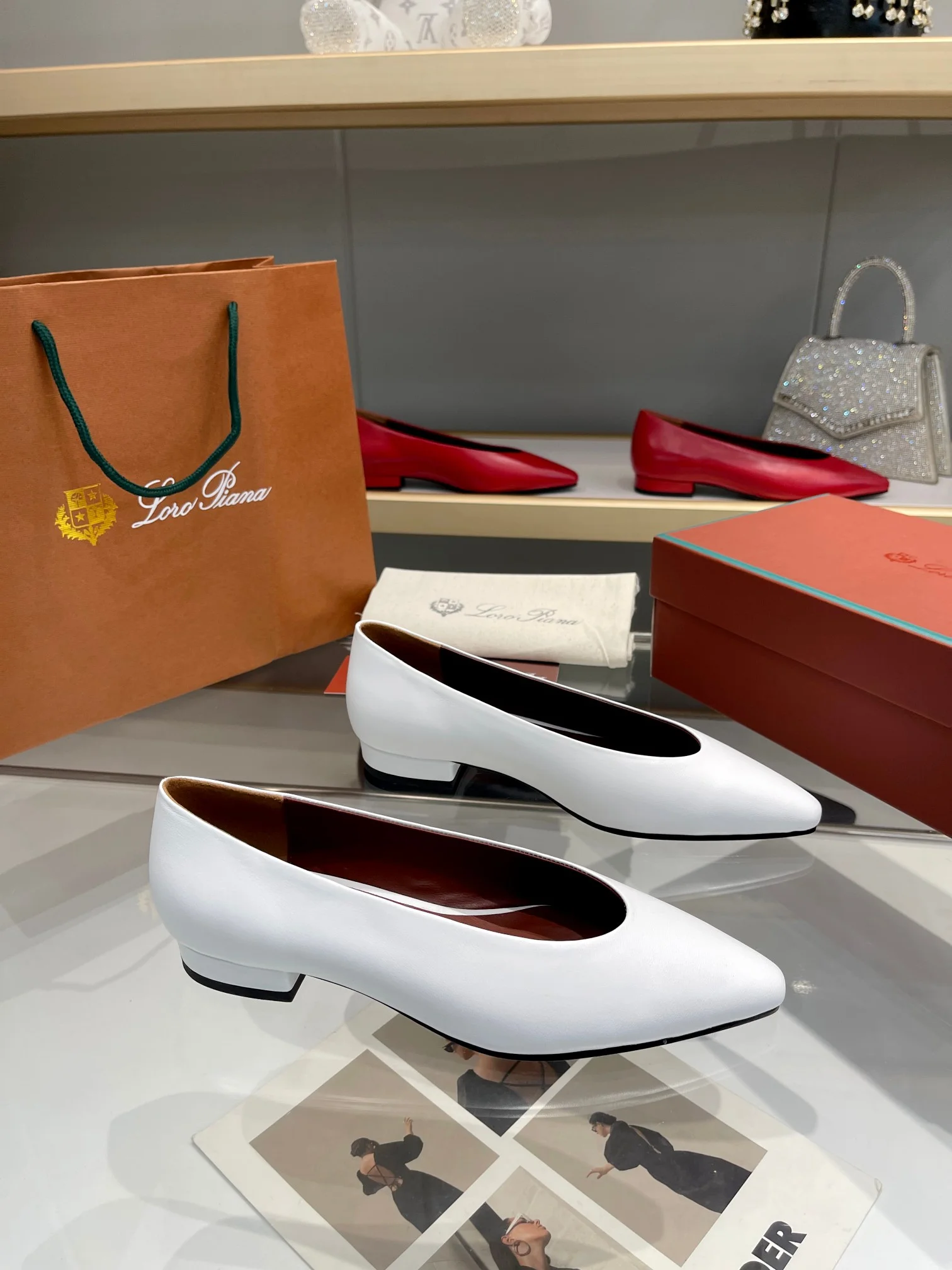 LORO PIANA Flats Sheep Leather White-Black EU35-42 B50202609111341 - Image 5