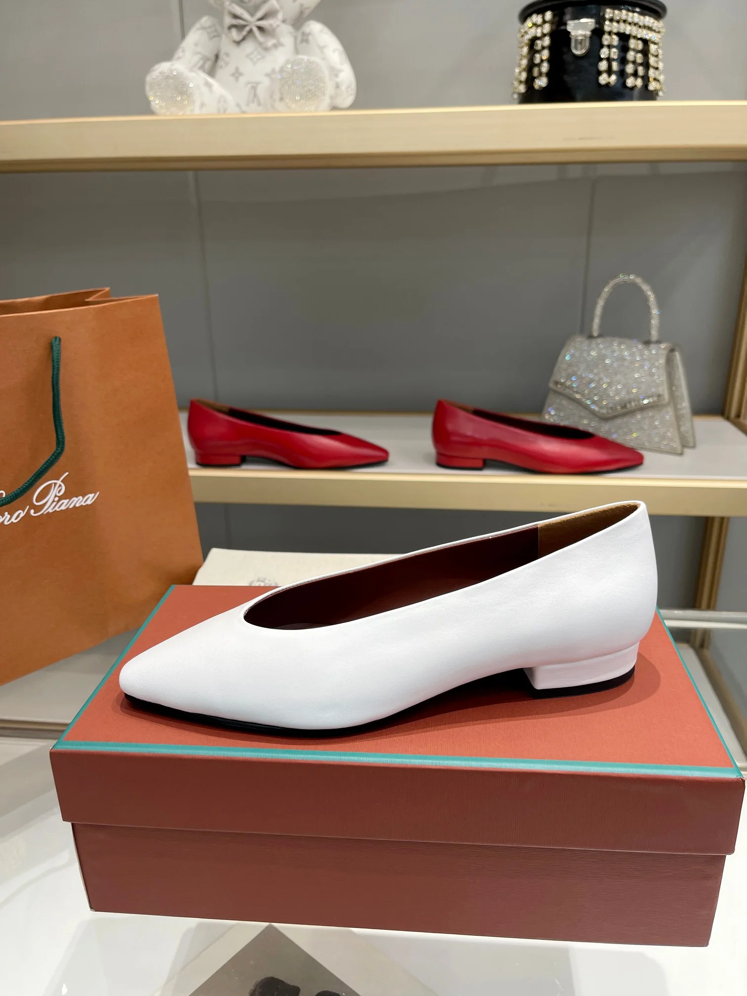 LORO PIANA Flats Sheep Leather White-Black EU35-42 B50202609111341 - Image 7