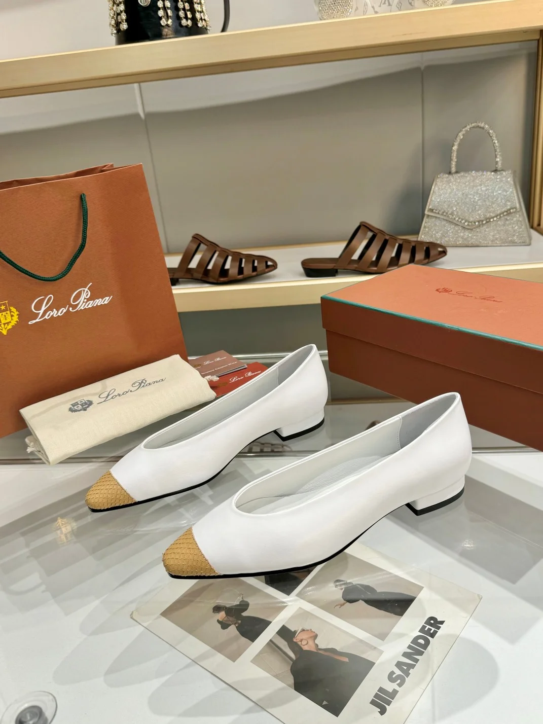 LORO PIANA Flats Sheepskin Leather White-Tan EU35-42 B50202609111324 - Image 3