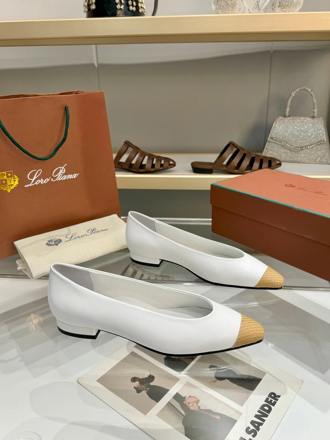 LORO PIANA Flats Sheepskin Leather White-Tan EU35-42 B50202609111324 - Image 5