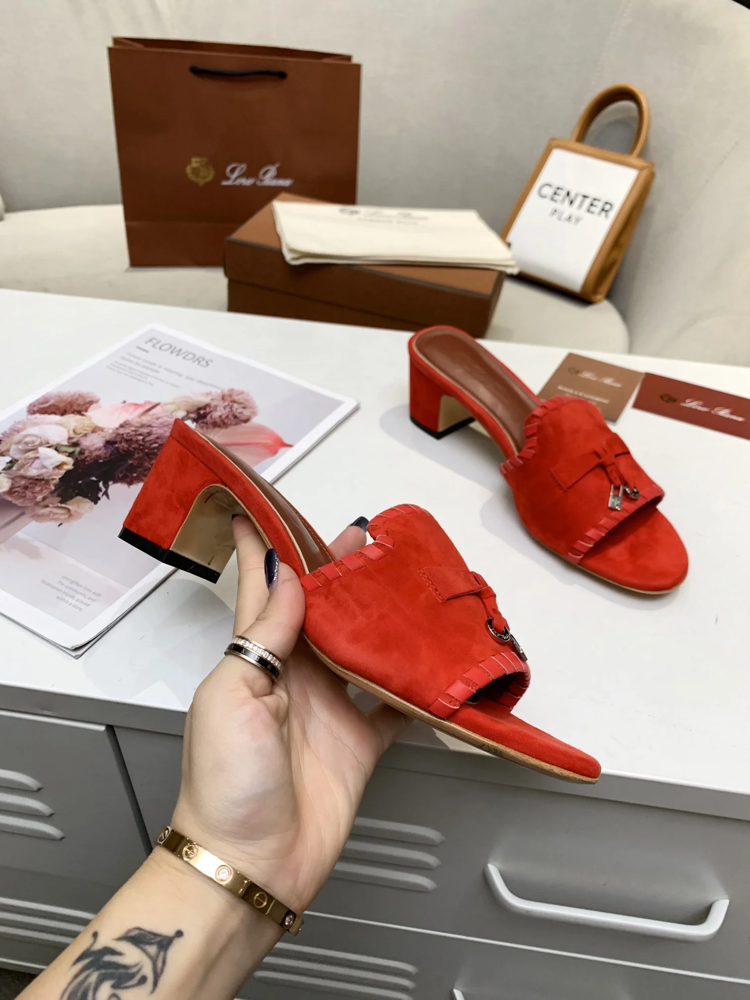 LORO PIANA Mules Cashmere Leather Red EU35-41 B30202609111285