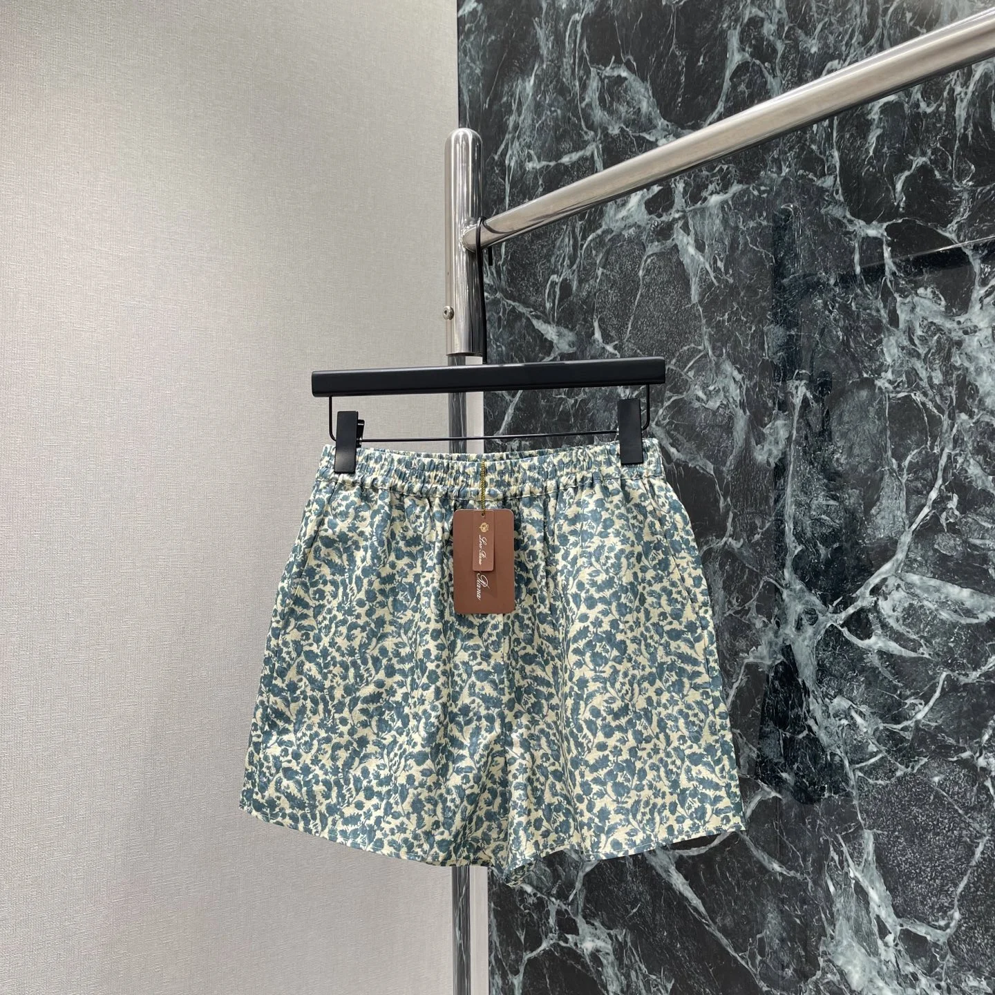 LORO PIANA Shorts Cream-Blue S-L B70202609061637