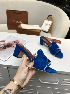 LORO PIANA Slides Cashmere Leather Blue-Light Blue EU35-41 B30202609111283