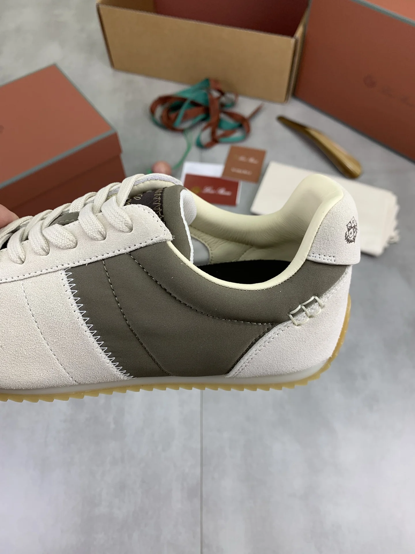 LORO PIANA Sneakers Suede Calf Leather Beige-Green EU35-44 C00202609111091 - Image 7
