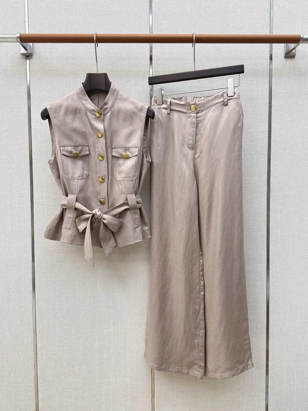 LORO PIANA Suits Linen Beige-Gold S-L B75202609063405