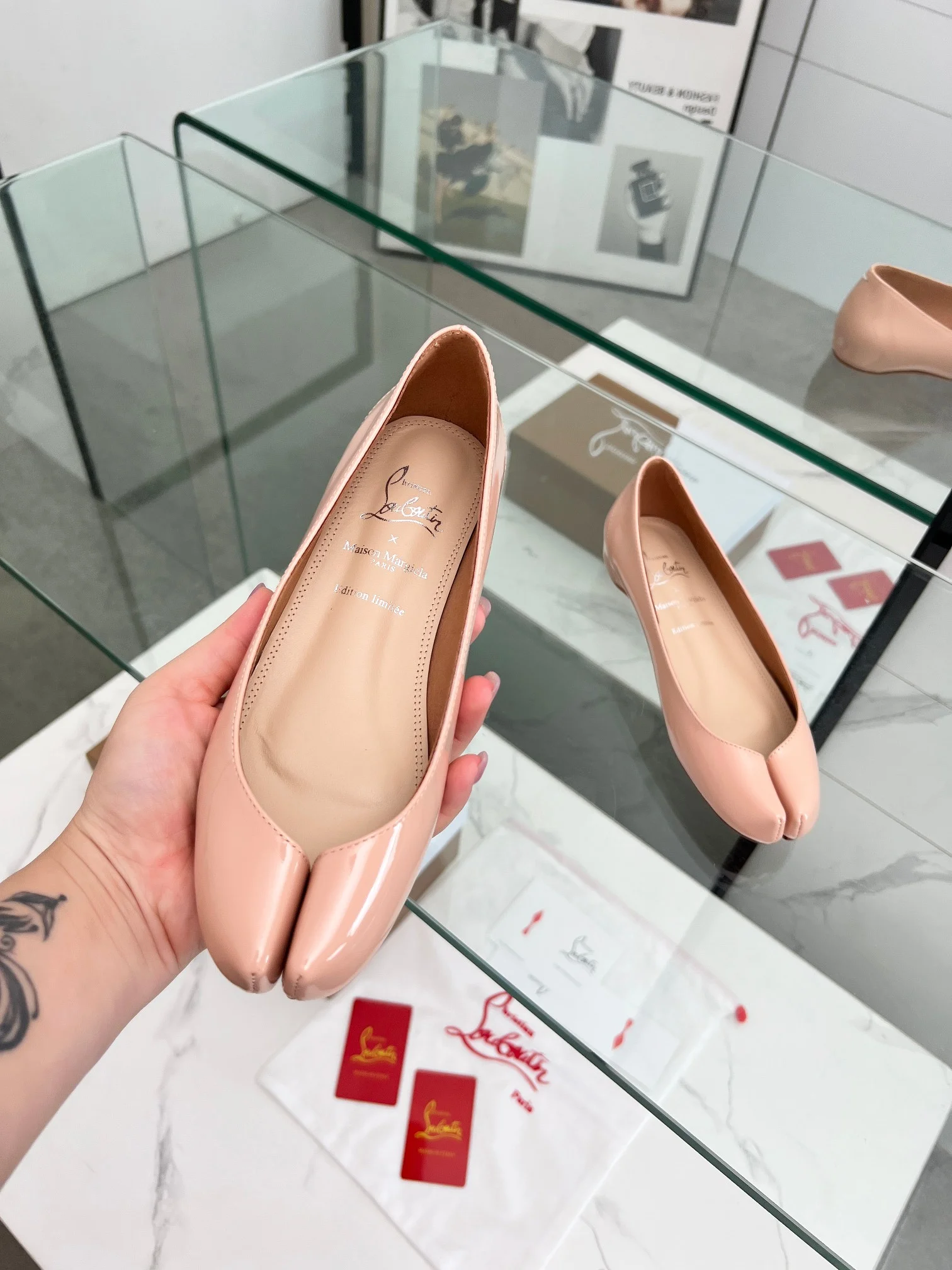 LOUBOUTIN Flats Pink B80202609110008