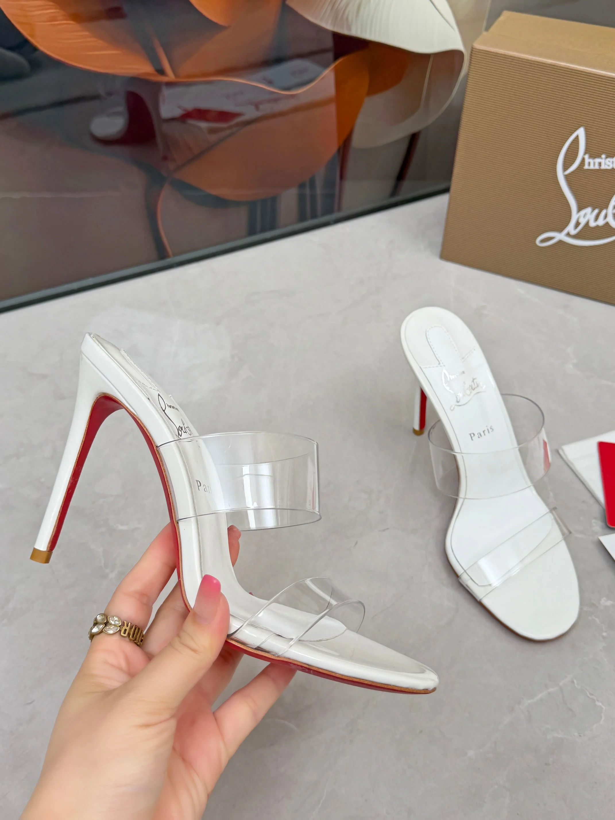 LOUBOUTIN Heels Leather White-Clear EU35-39 B60202609110018 - Image 3