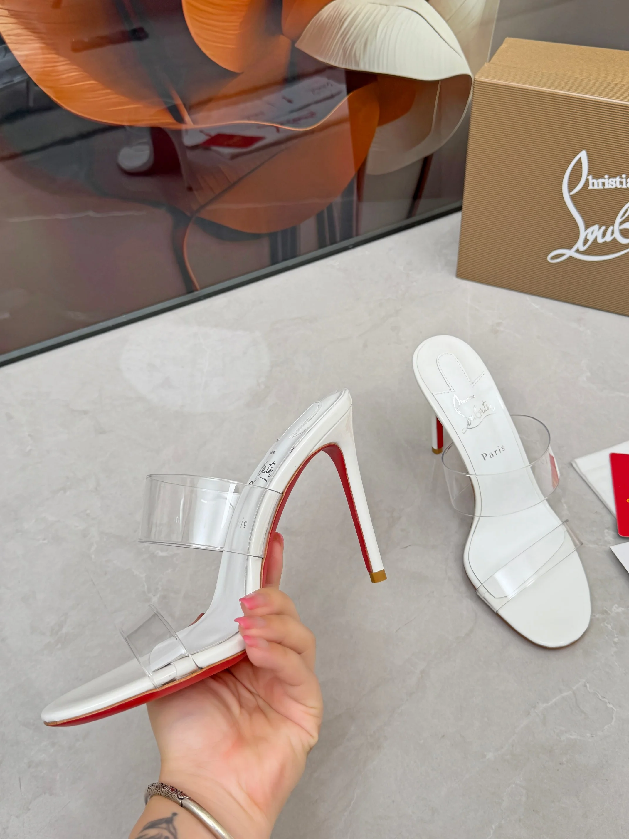 LOUBOUTIN Heels Leather White-Clear EU35-39 B60202609110018 - Image 4