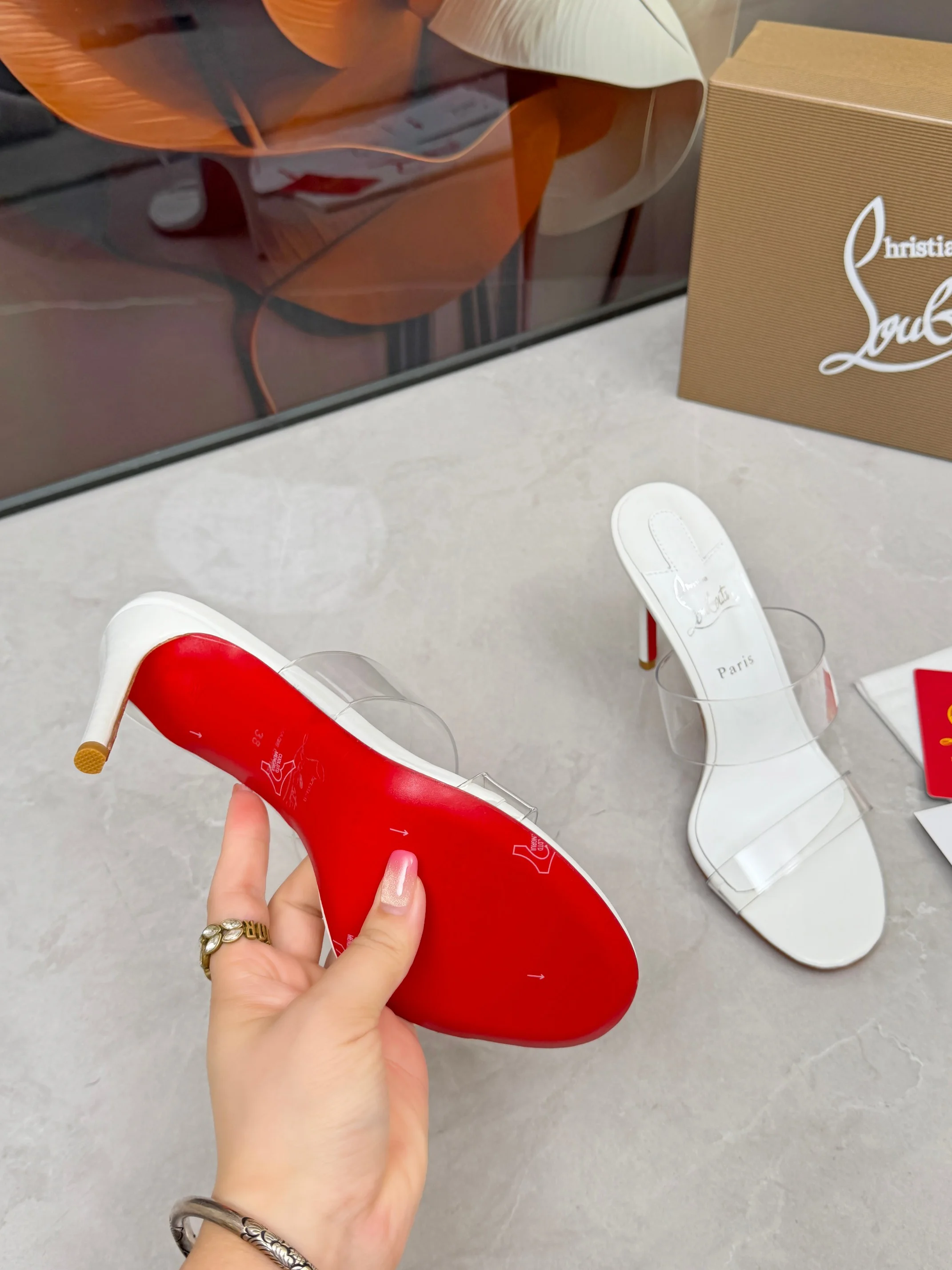 LOUBOUTIN Heels Leather White-Clear EU35-39 B60202609110018 - Image 5