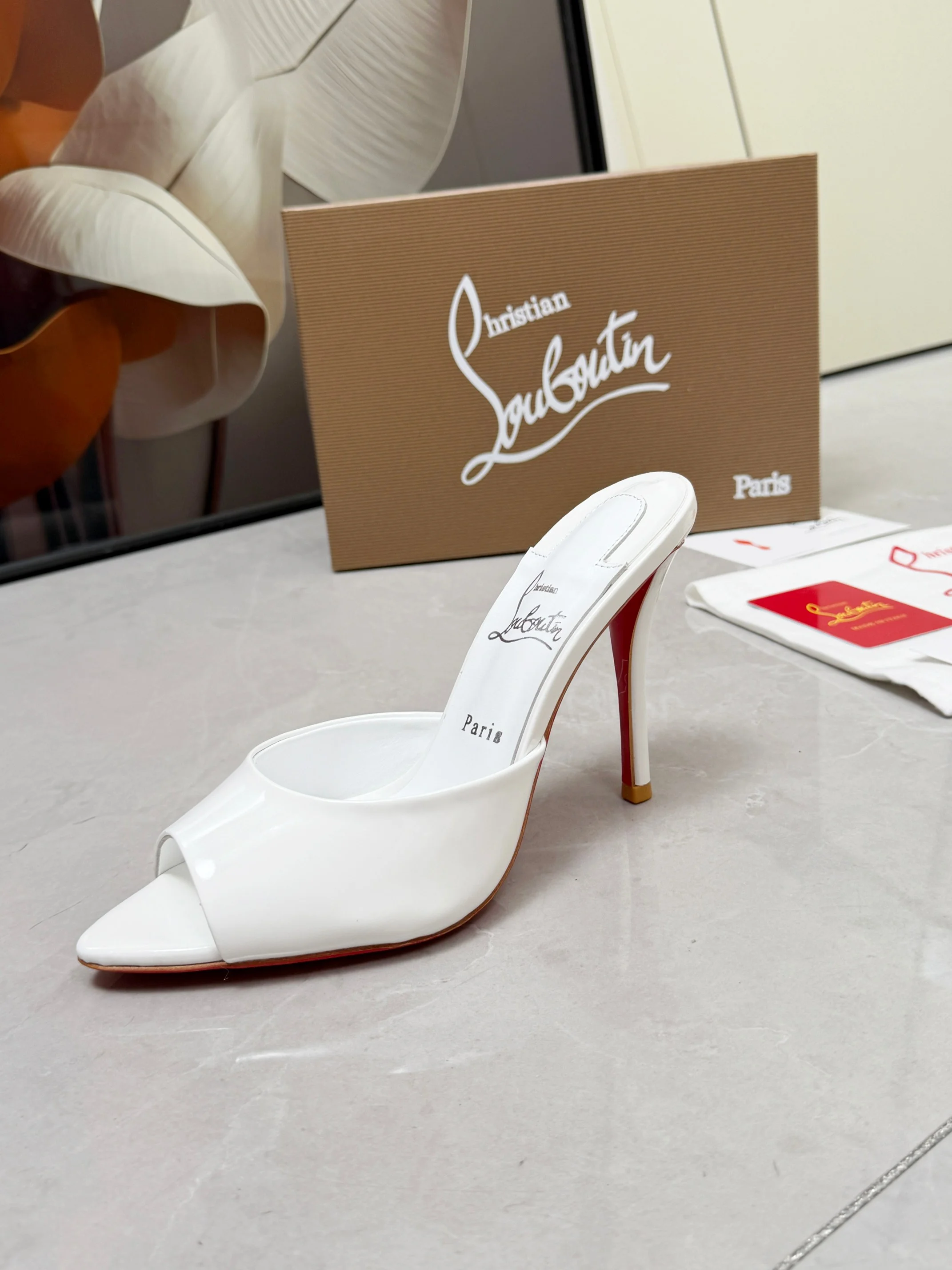 LOUBOUTIN Heels White-Red B60202609110677