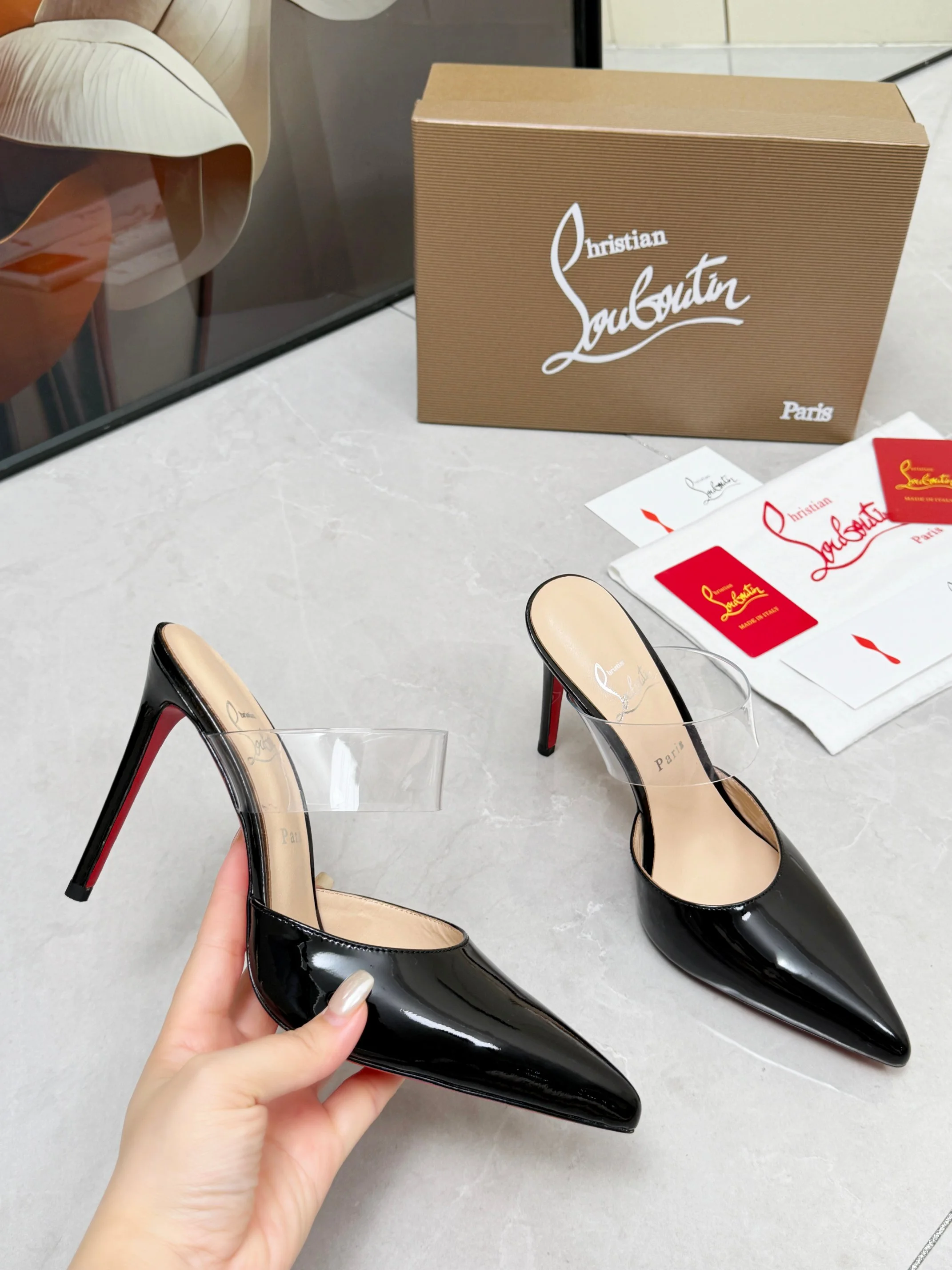 LOUBOUTIN Mules Black-Clear B80202609110683 - Image 3