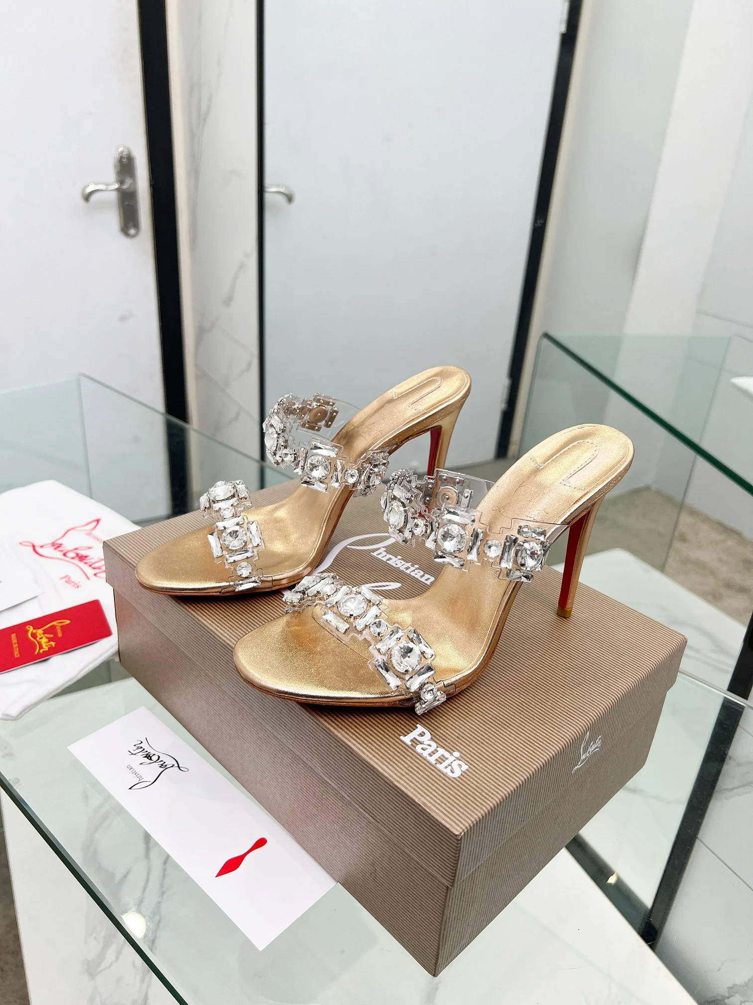 LOUBOUTIN Mules Crystal PVC Gold-Clear EU35-39 B80202609110014 - Image 10