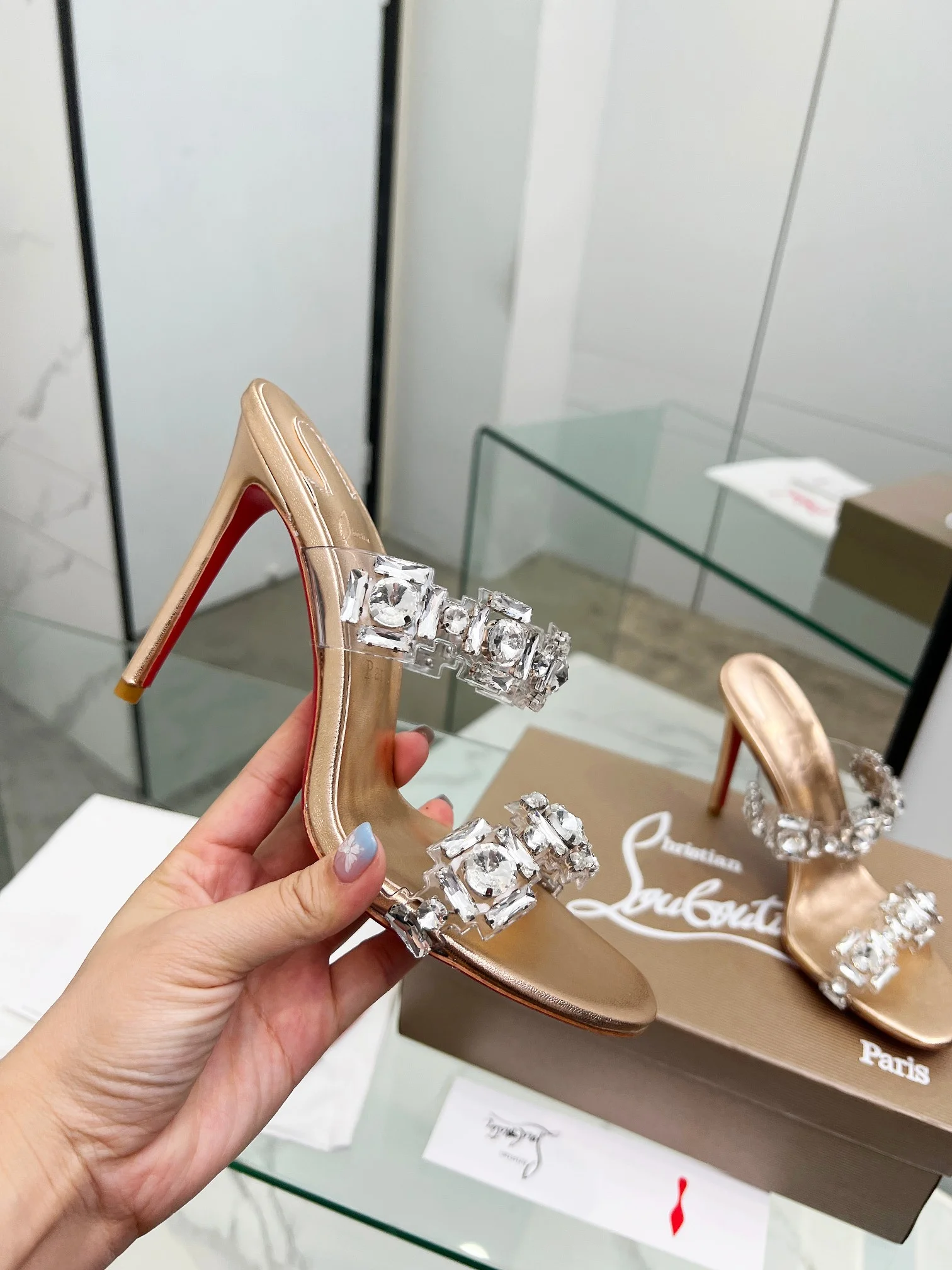 LOUBOUTIN Mules Crystal PVC Gold-Clear EU35-39 B80202609110014 - Image 3