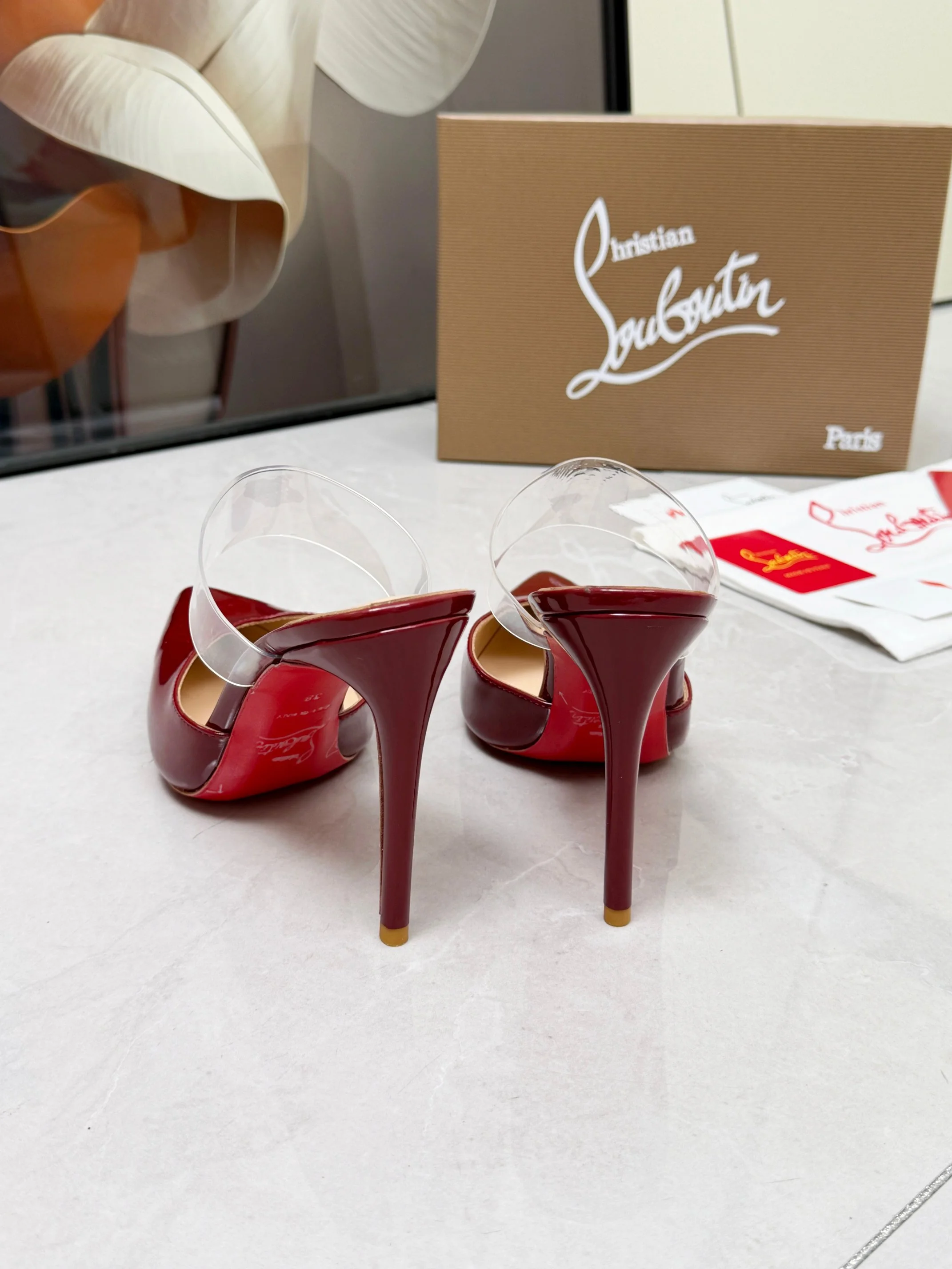 LOUBOUTIN Mules Patent Leather Red-Clear EU35-39 B80202609110680 - Image 2