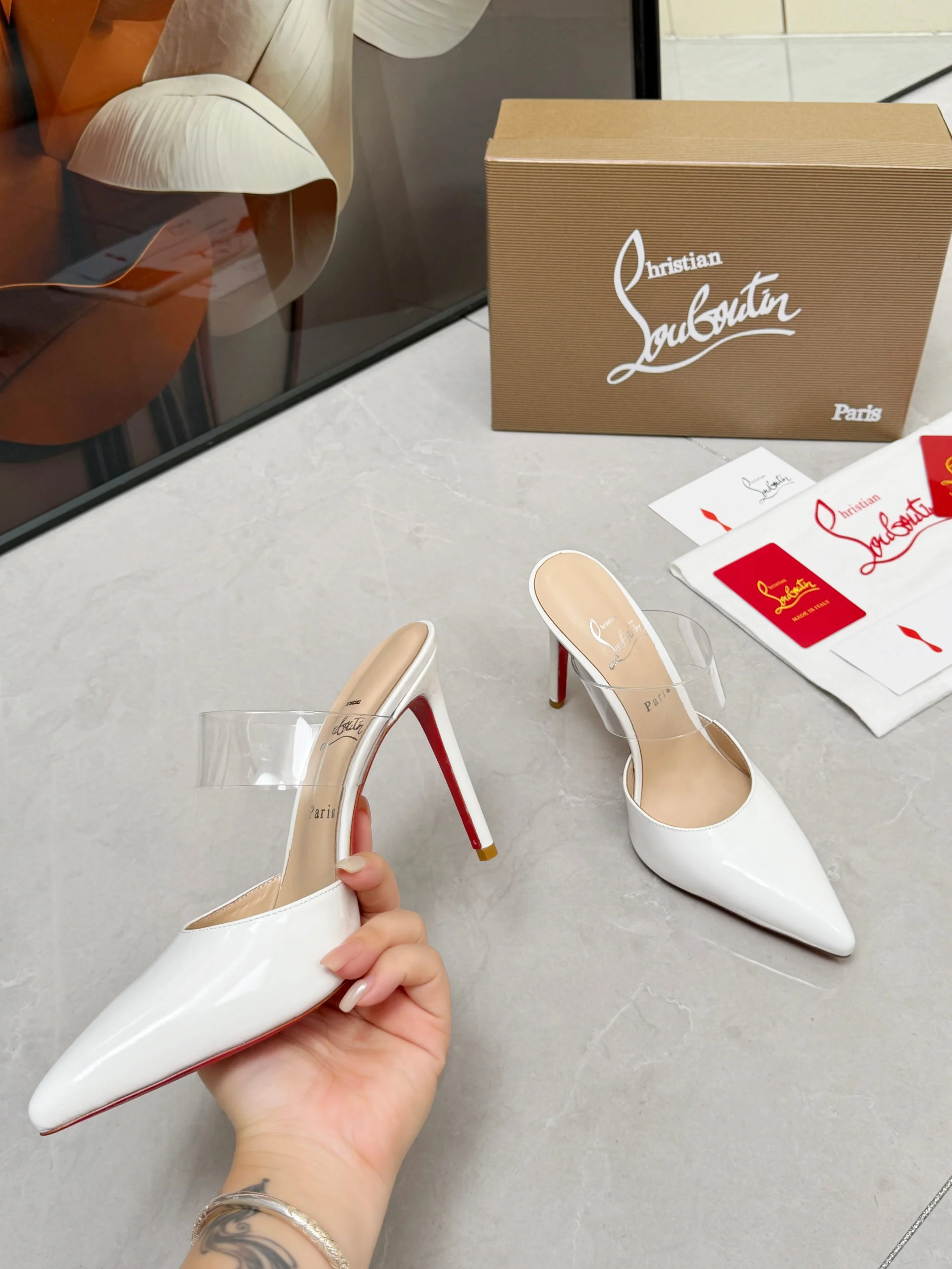 LOUBOUTIN Mules Patent Leather White-Red EU35-39 B80202609110681 - Image 3